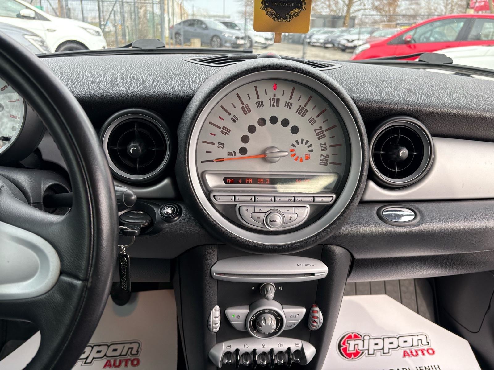 MINI Cooper 1.6 KLIMA - ALU - SERVIS - AUTOKREDIT, fotografija 15