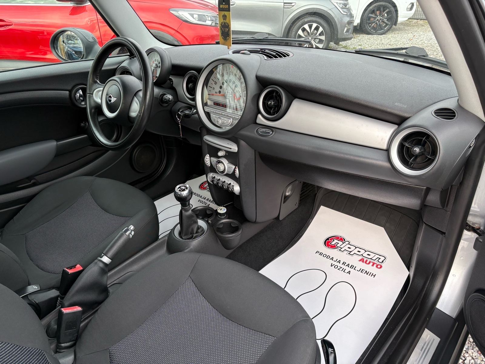 MINI Cooper 1.6 KLIMA - ALU - SERVIS - AUTOKREDIT, fotografija 18