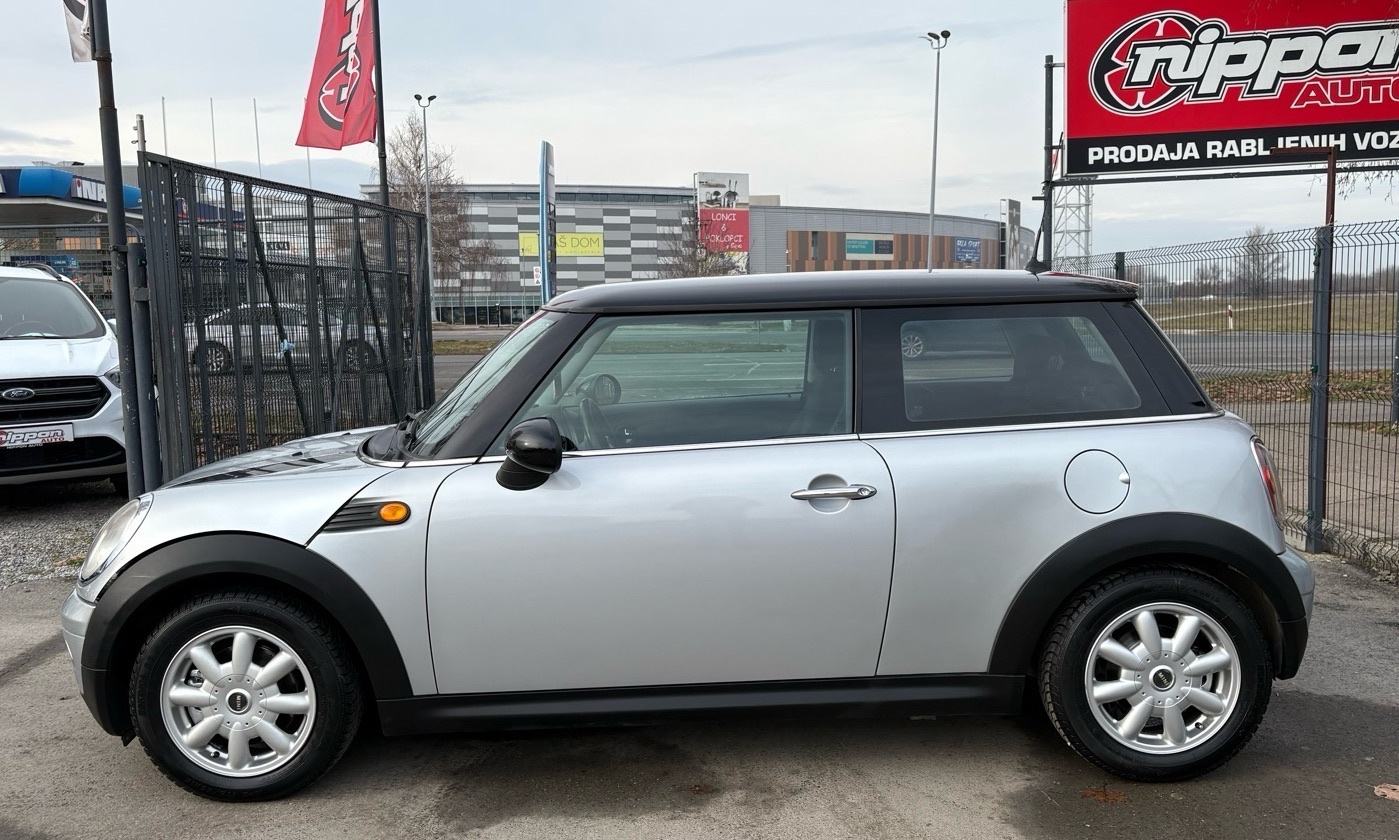 MINI Cooper 1.6 KLIMA - ALU - SERVIS - AUTOKREDIT, fotografija 3