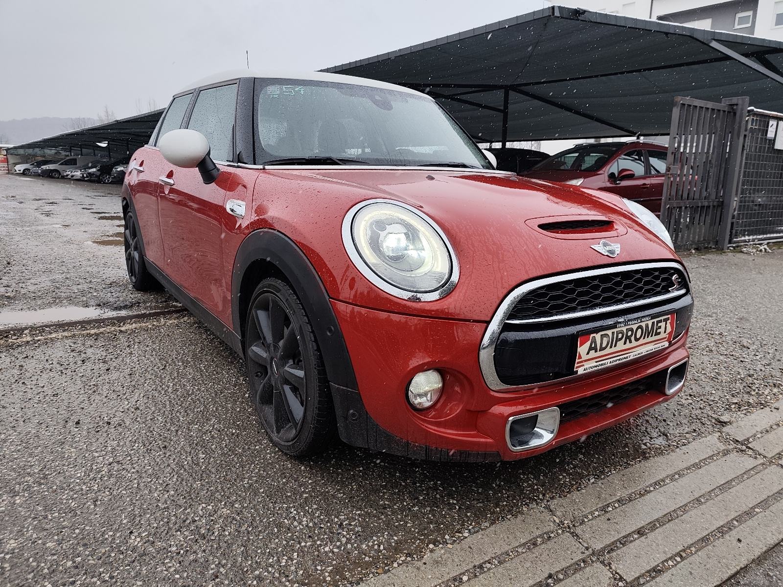 MINI Cooper SD // REG 1 GOD // TOP STANJE // AUTOMATIK // ALU //, fotografija 2