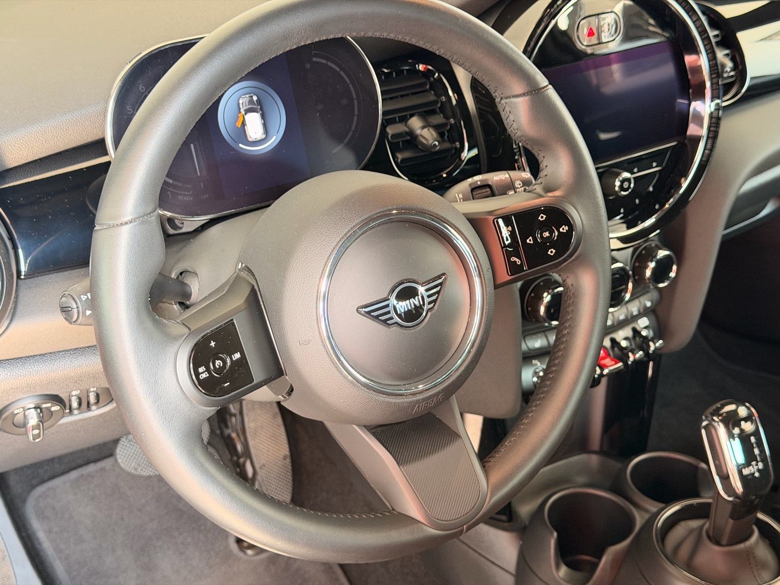 MINI Cooper 3-vrata F56 automatik, fotografija 8