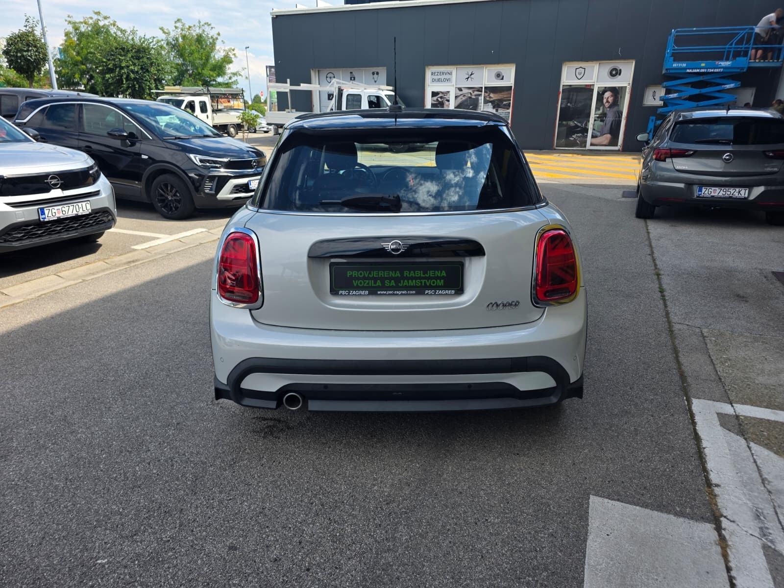 Mini Cooper 5 vrata 100kw - 1 godina garancije!, fotografija 2