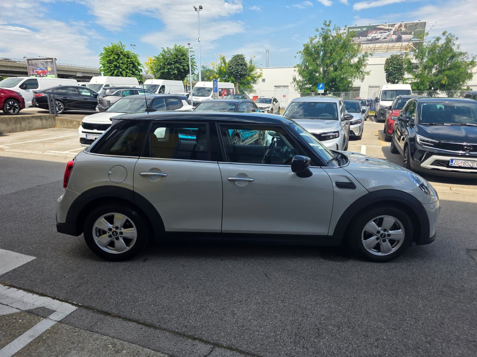 Mini Cooper 5 vrata 100kw - 1 godina garancije!, fotografija 5