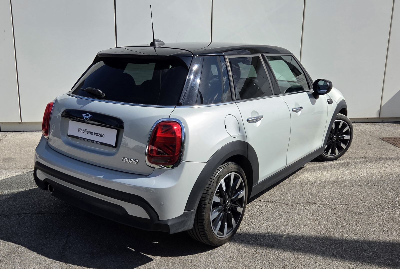 MINI Cooper Automatik * Nije uvoz * 27.700 km *, fotografija 2