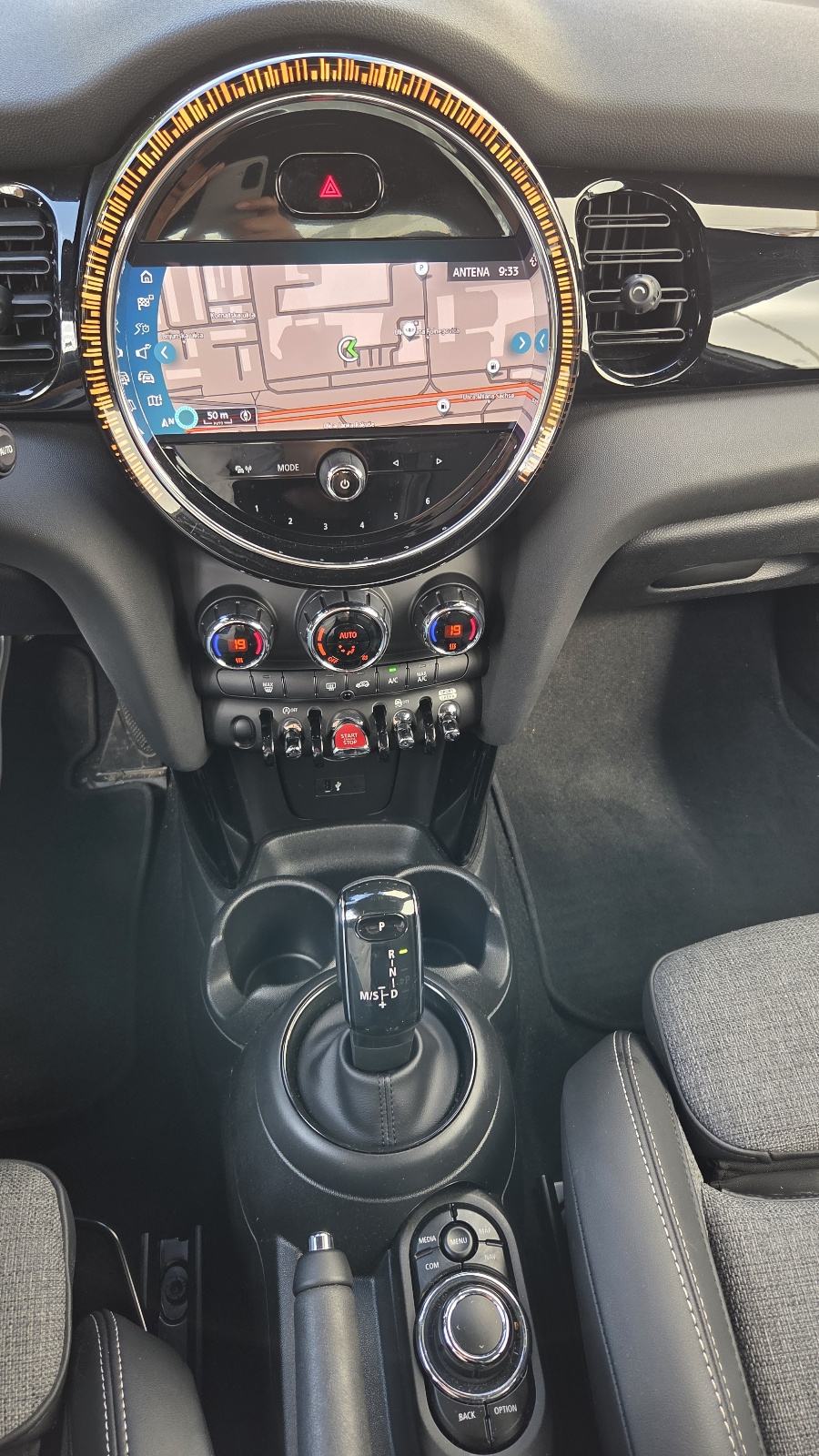 MINI Cooper Automatik * Nije uvoz * 27.700 km *, fotografija 9