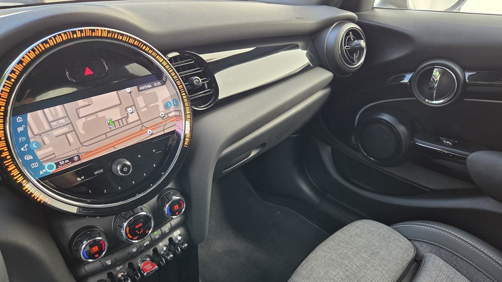 MINI Cooper Automatik * Nije uvoz * 27.700 km *, fotografija 13