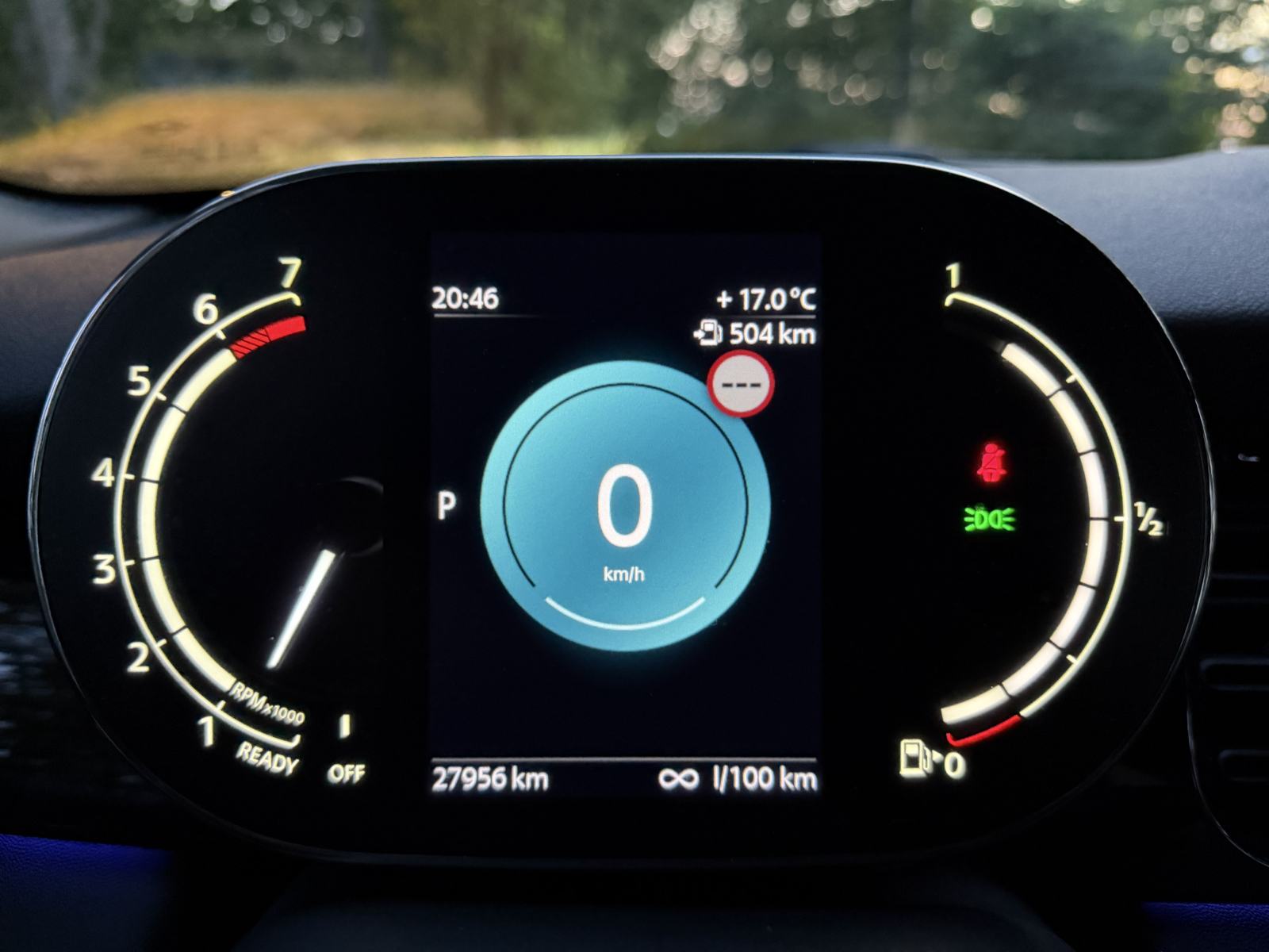 MINI Cooper S automatik, reg. 7/2027, samo 28 tkm, NOV, fotografija 14