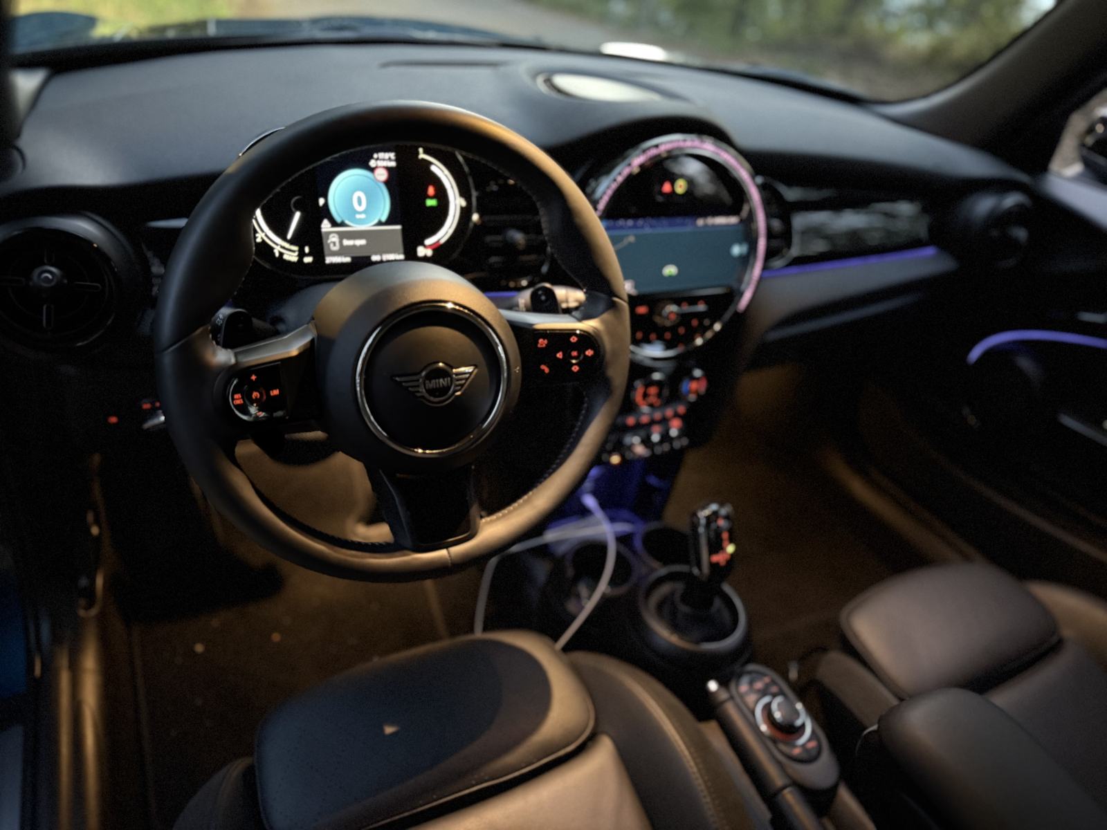 MINI Cooper S automatik, reg. 7/2027, samo 28 tkm, NOV, fotografija 11
