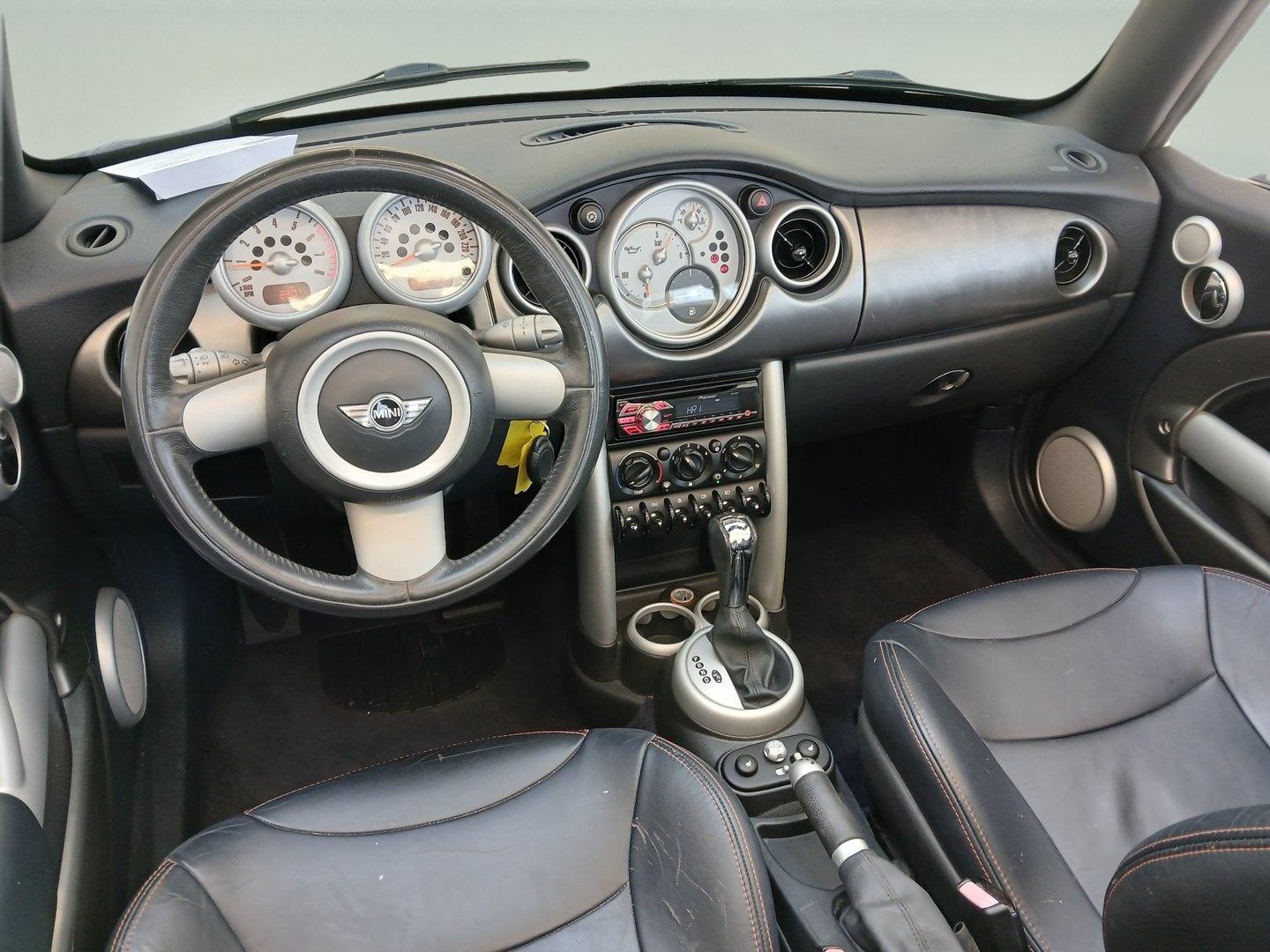 MINI Cooper CABRIO-AUTOMATIK, fotografija 9