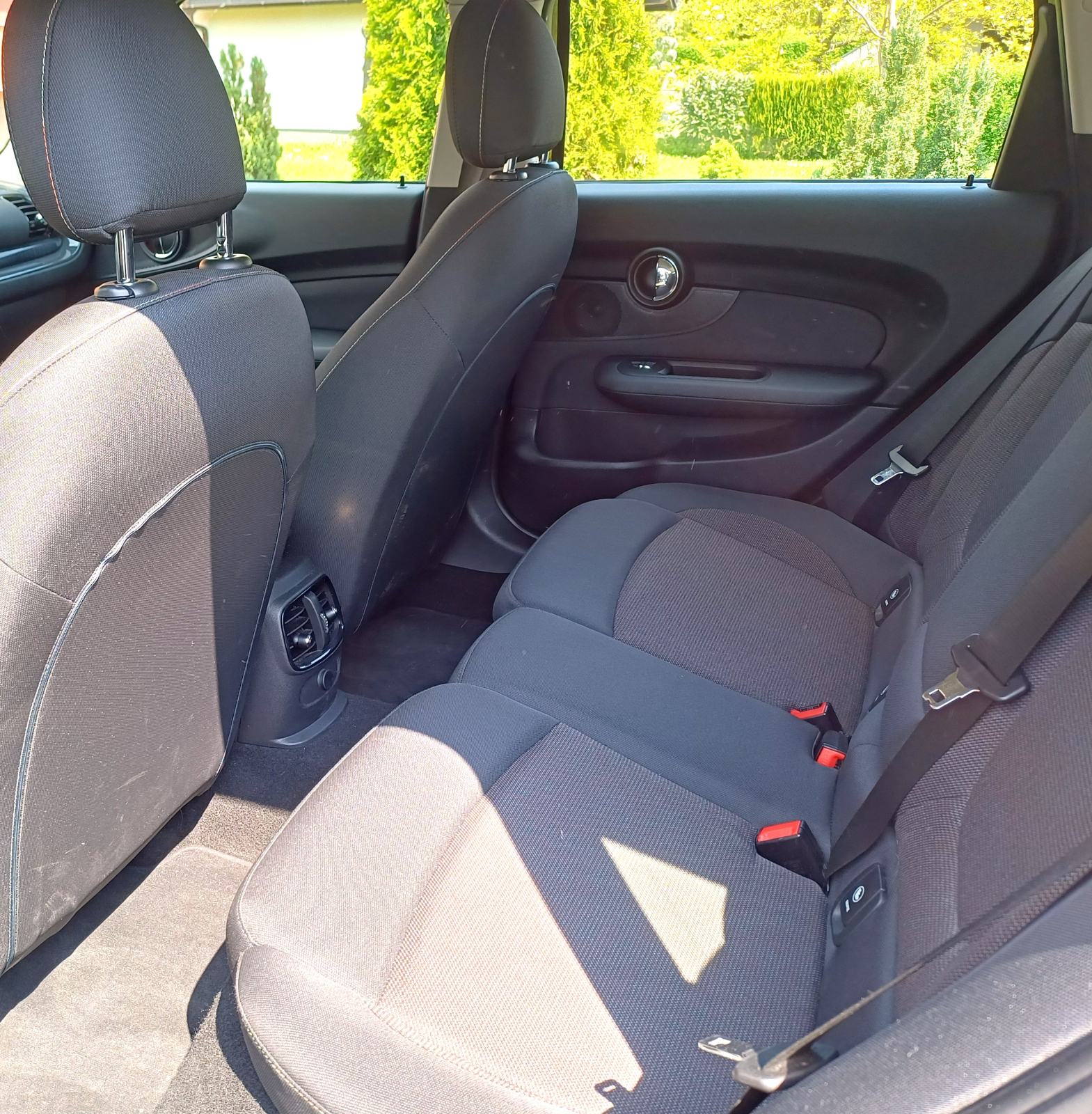 Mini Cooper Clubman,benzin,100kW,2017.g,180tkm,reg 12/26,servisiran, fotografija 13