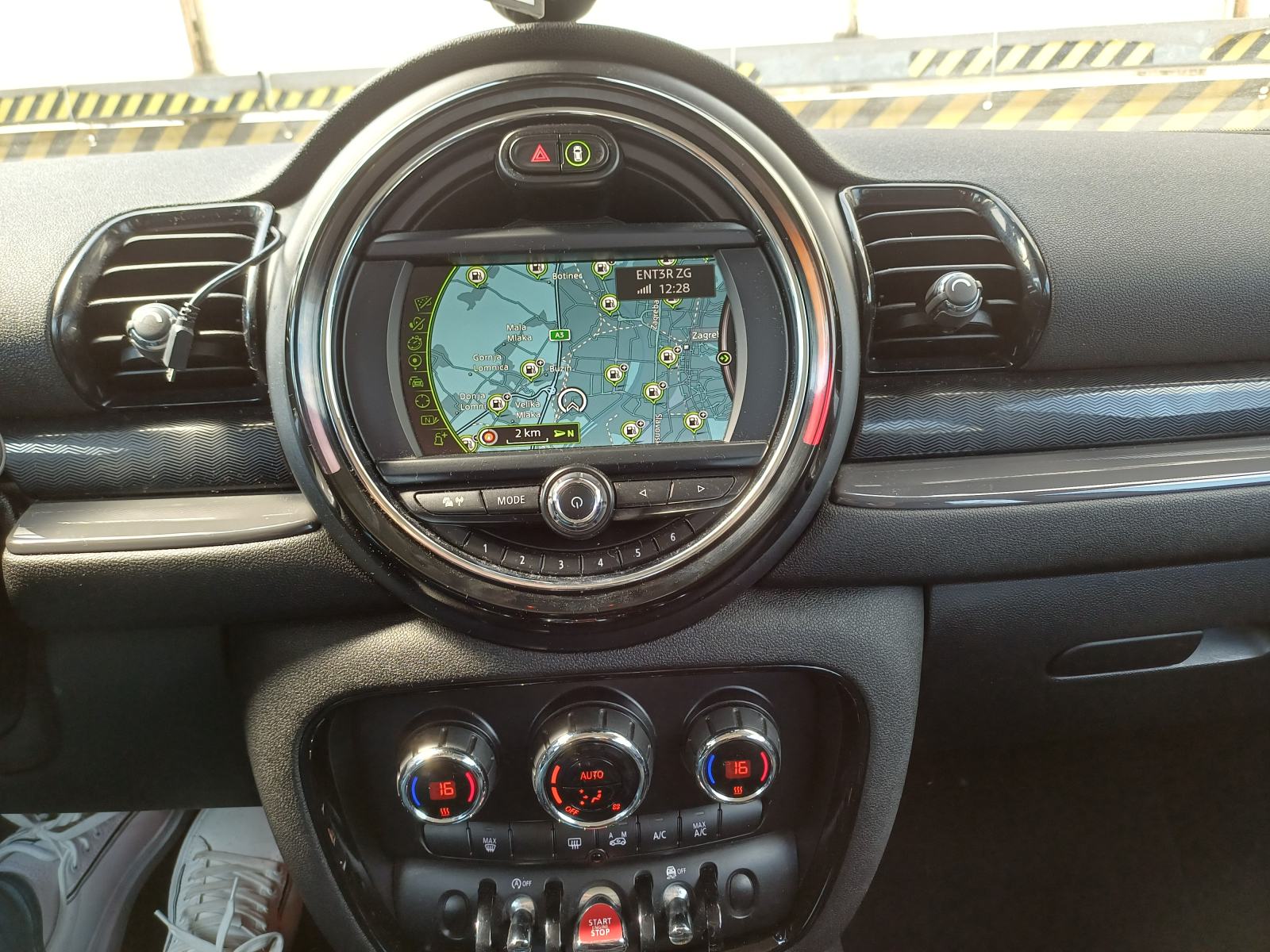 Mini Cooper Clubman,benzin,100kW,2017.g,180tkm,reg 12/26,servisiran, fotografija 10