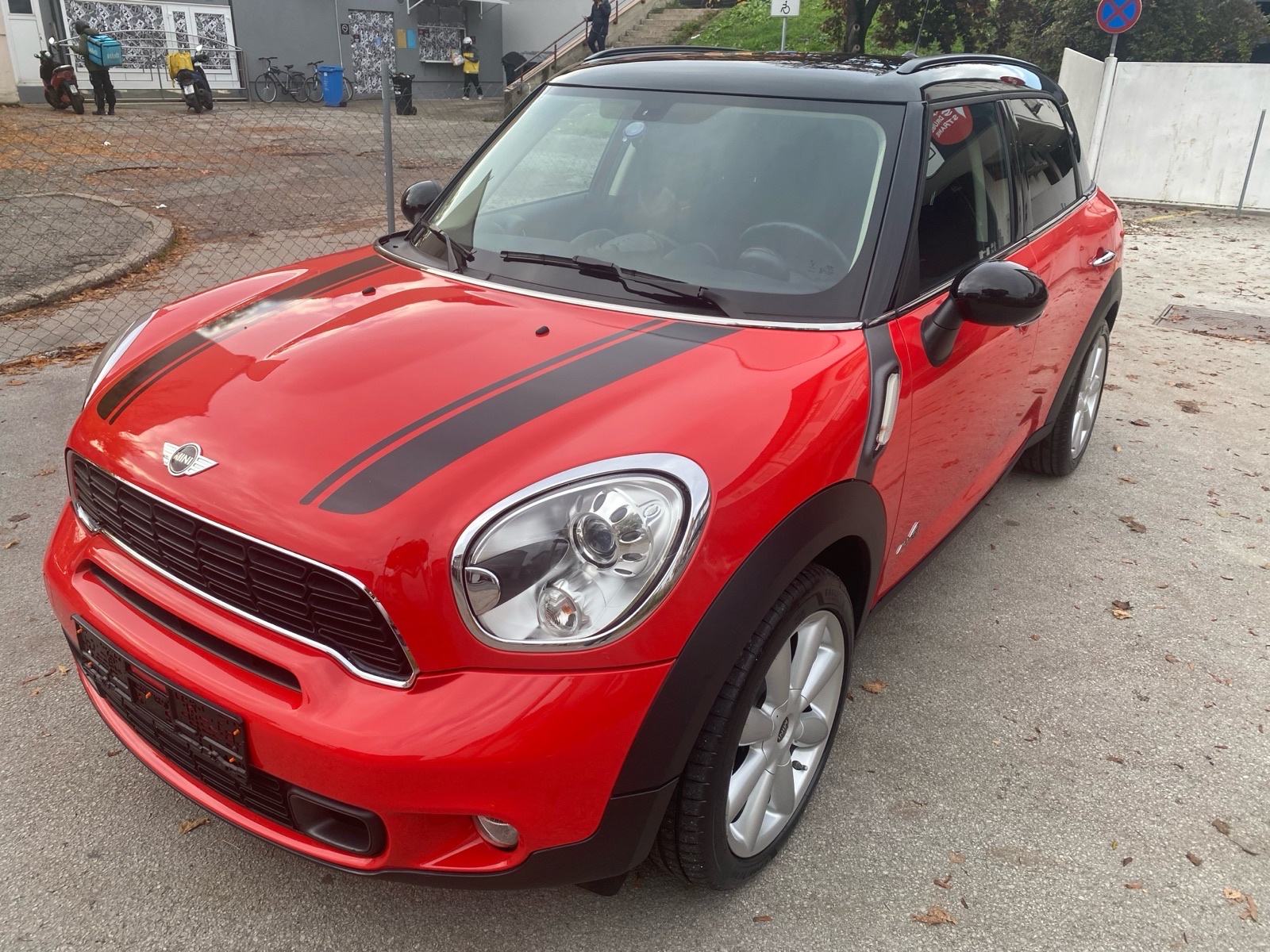 MINI Cooper Cooper ALL4, fotografija 2