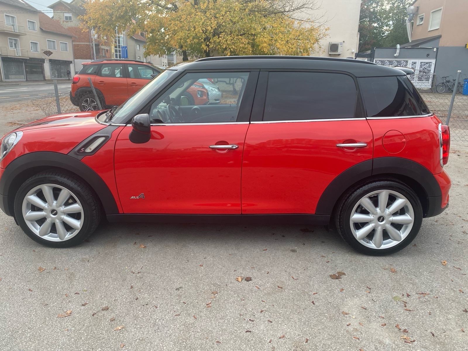 MINI Cooper Cooper ALL4, fotografija 5