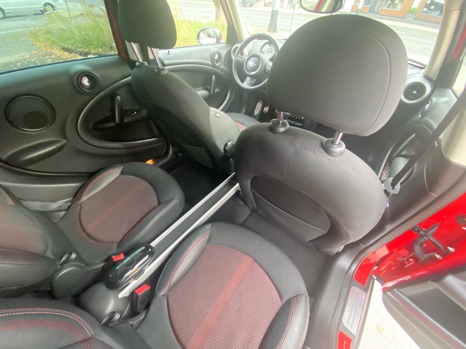 MINI Cooper Cooper ALL4, fotografija 10