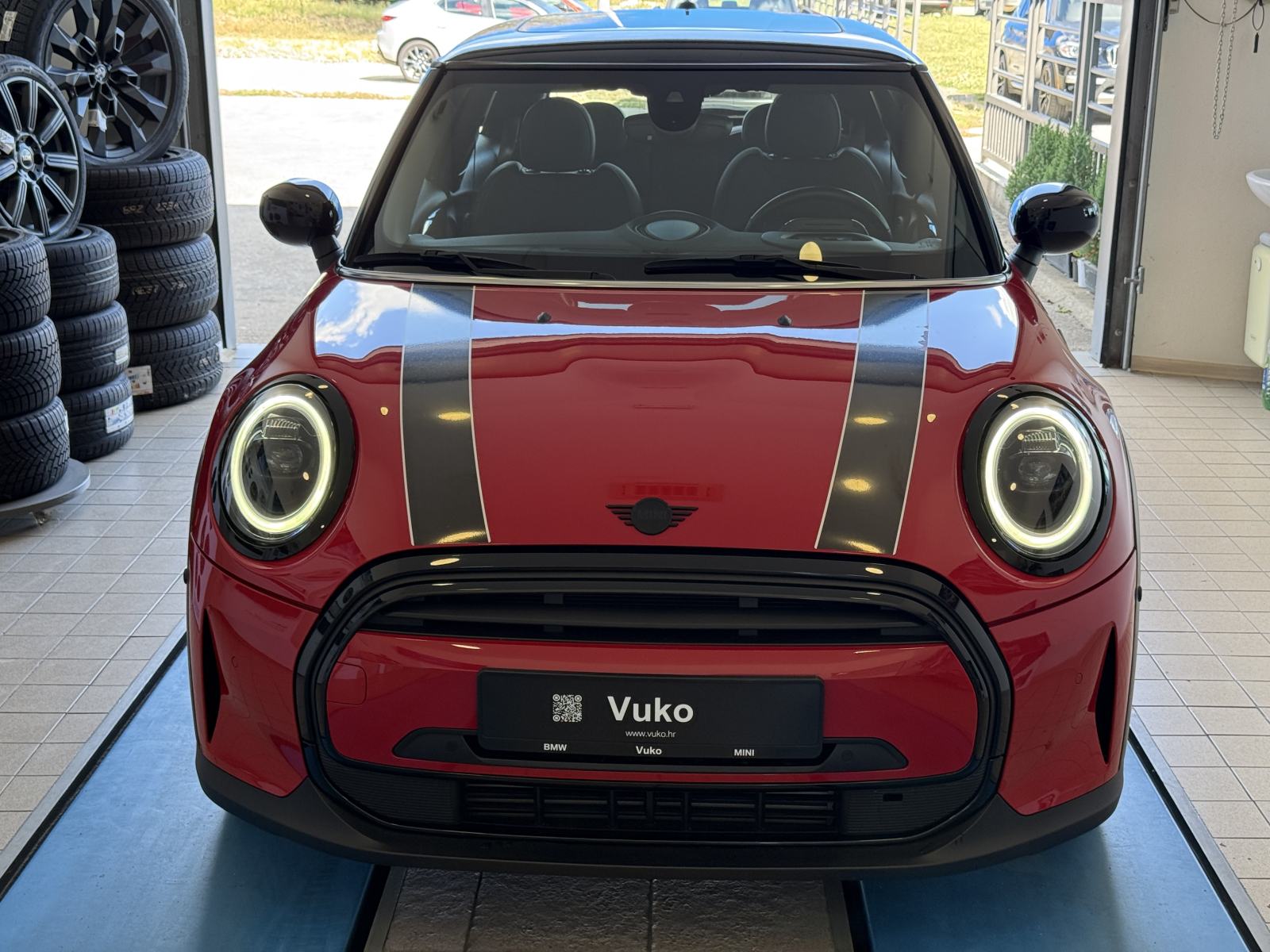 MINI Cooper, automatik, fotografija 2