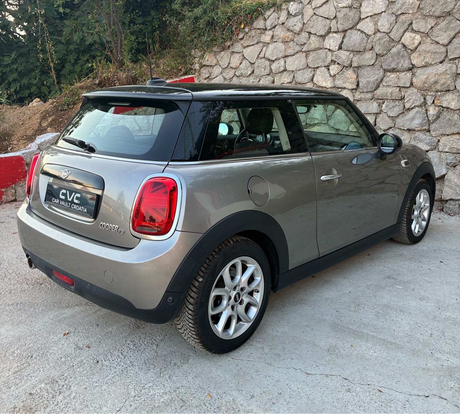 MINI Cooper Cooper D automatik, fotografija 6