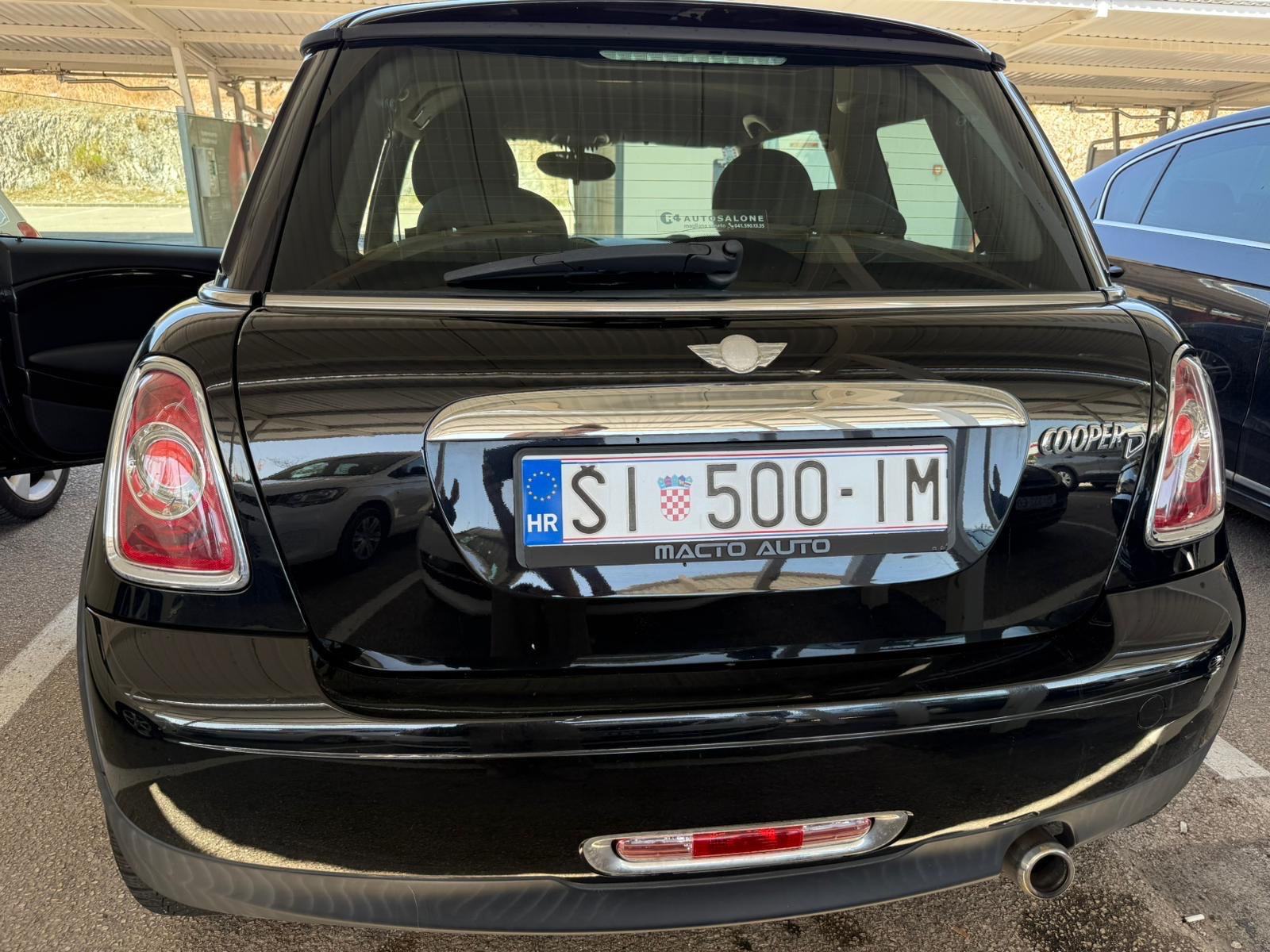 MINI Cooper Cooper D automatik, fotografija 5
