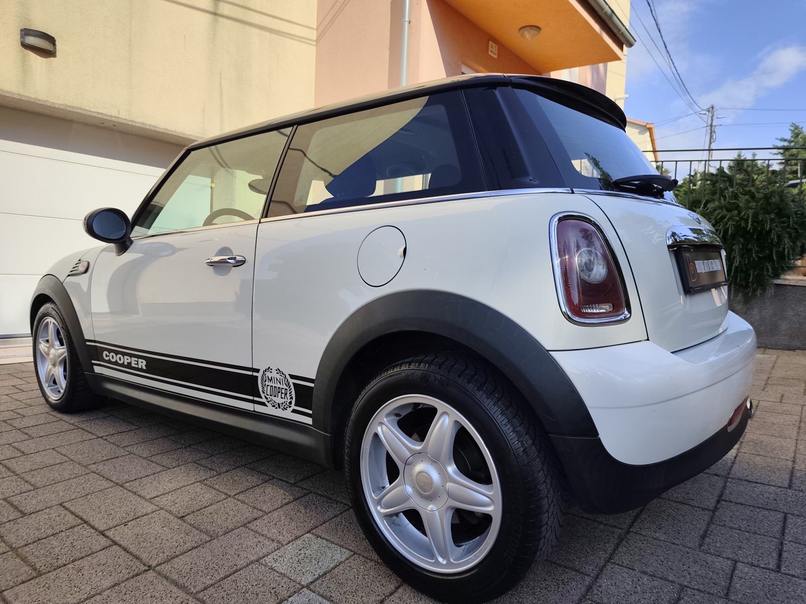MINI Cooper Cooper 1.6 D 110 KS, IZVRSTAN!, fotografija 4