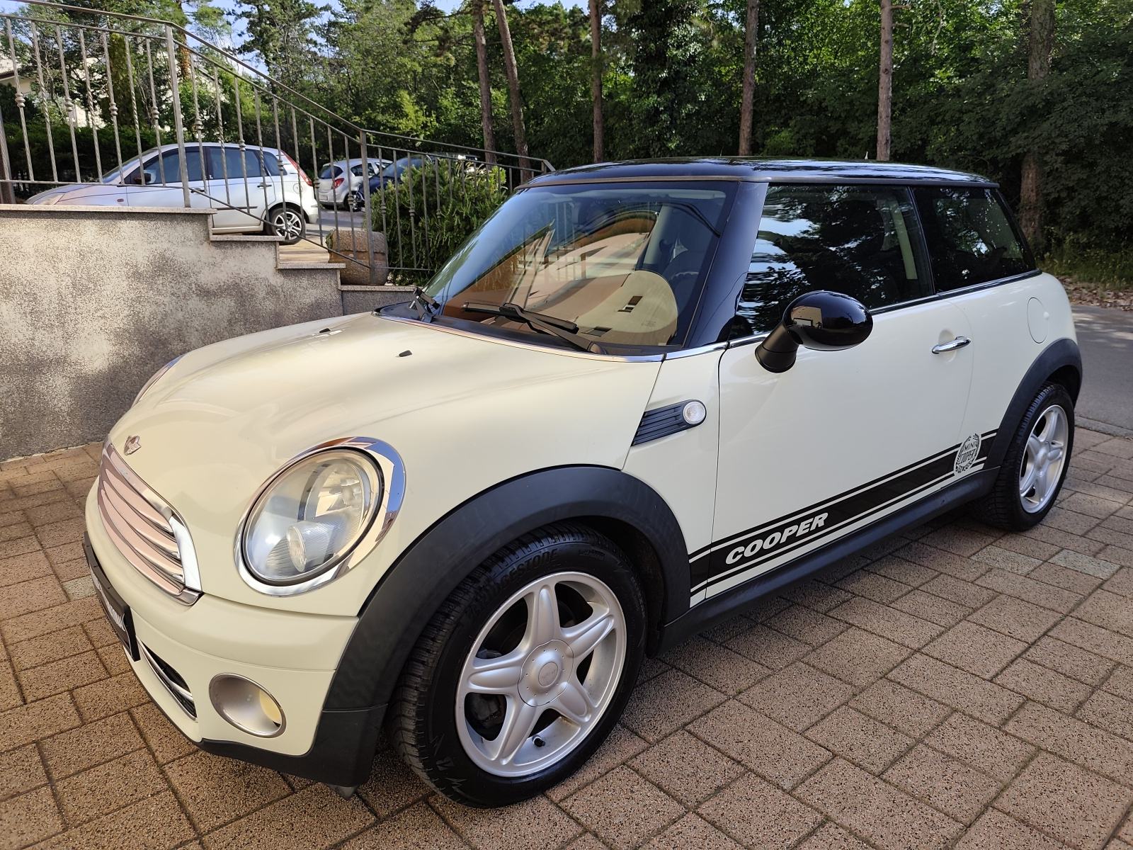 MINI Cooper Cooper 1.6 D 110 KS, IZVRSTAN!, fotografija 9