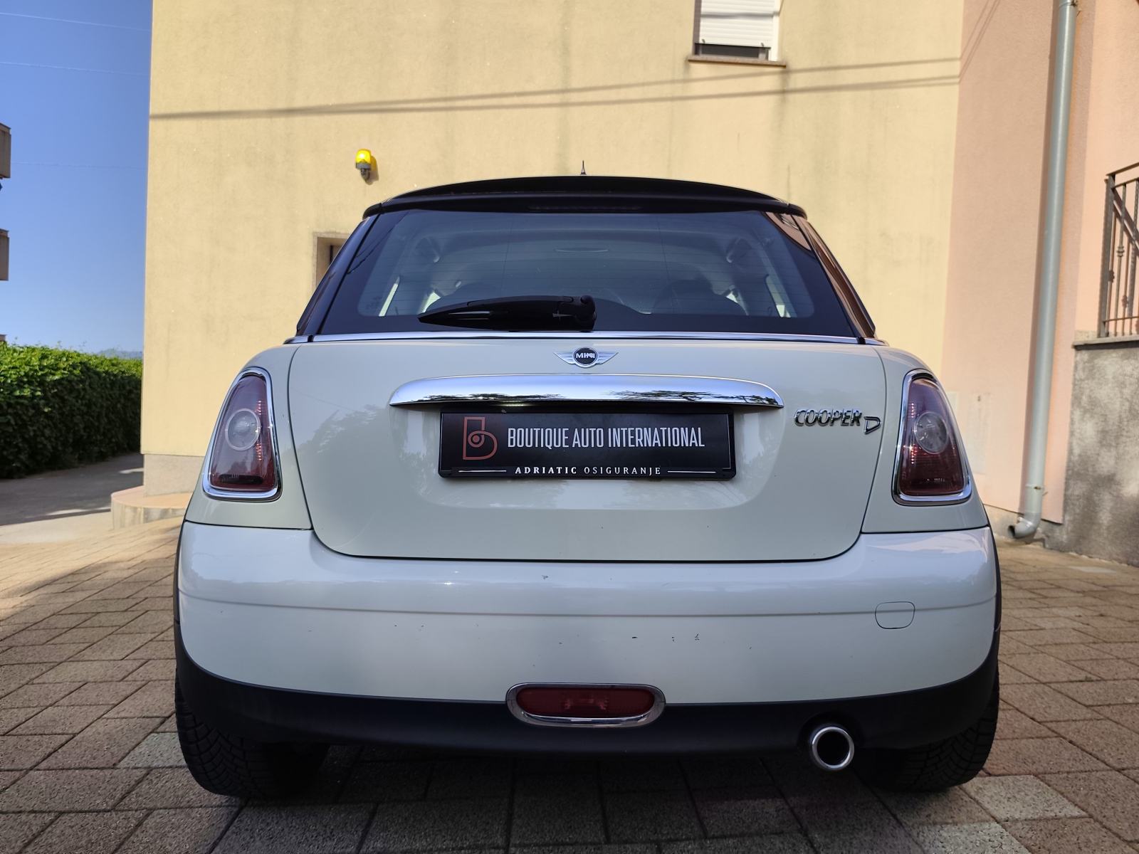 MINI Cooper Cooper 1.6 D 110 KS, IZVRSTAN!, fotografija 16