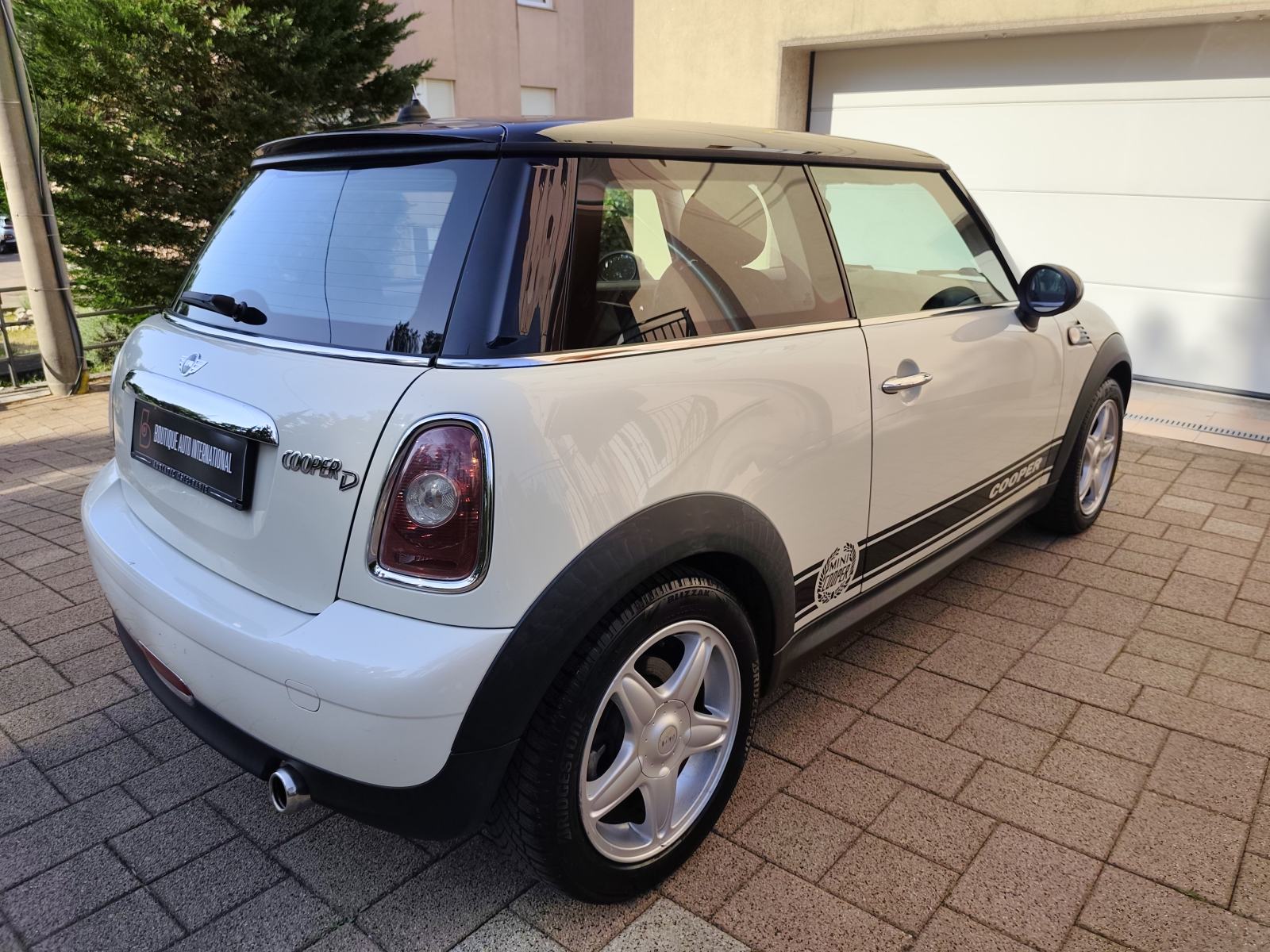 MINI Cooper Cooper 1.6 D 110 KS, IZVRSTAN!, fotografija 19