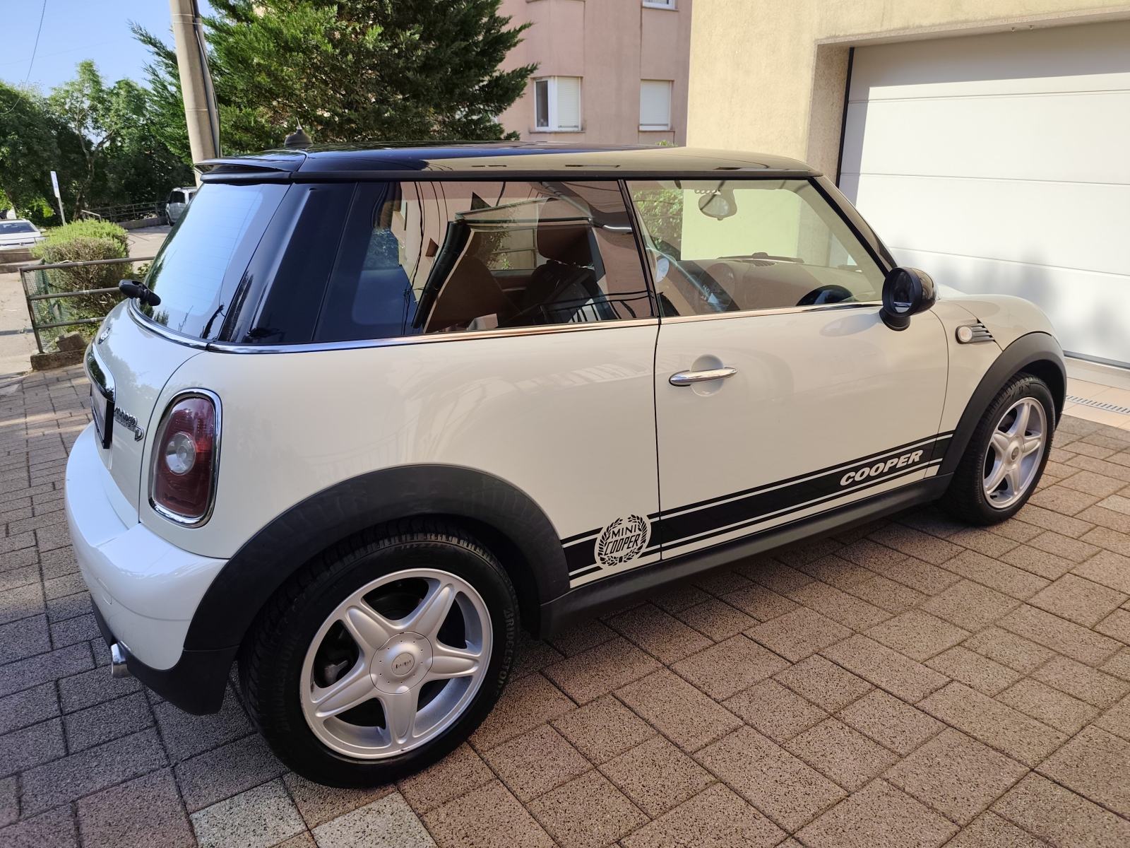 MINI Cooper Cooper 1.6 D 110 KS, IZVRSTAN!, fotografija 20