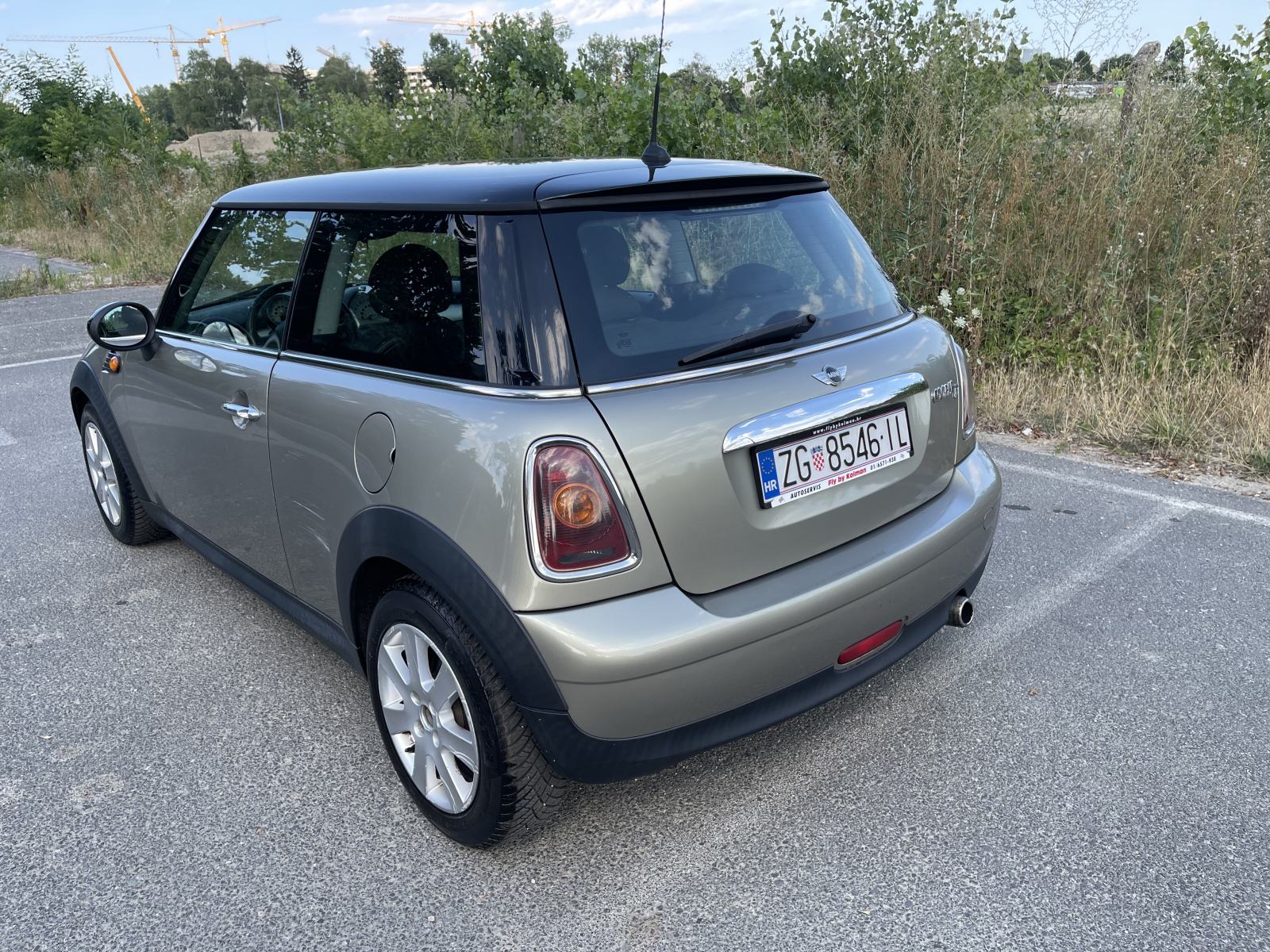 MINI Cooper D, Nove gume, Reg. do kraja godine, fotografija 6