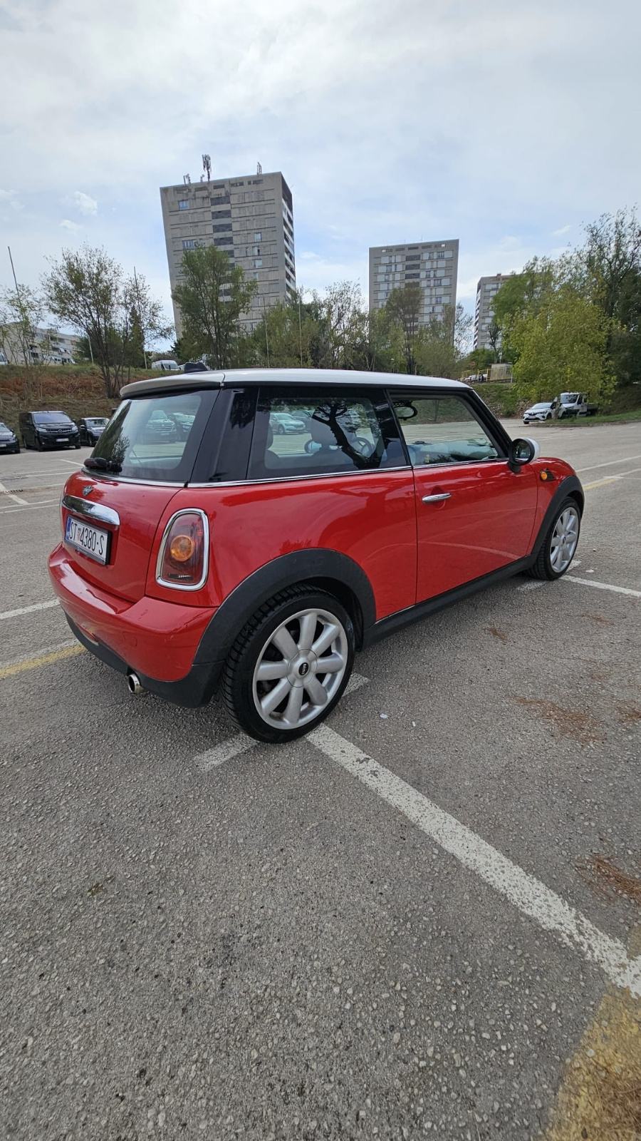 MINI Cooper Cooper D, fotografija 3