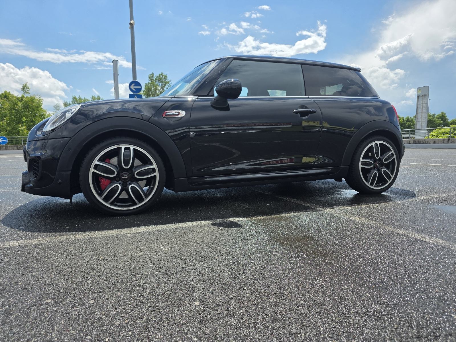 MINI Cooper JCW automatik, fotografija 3