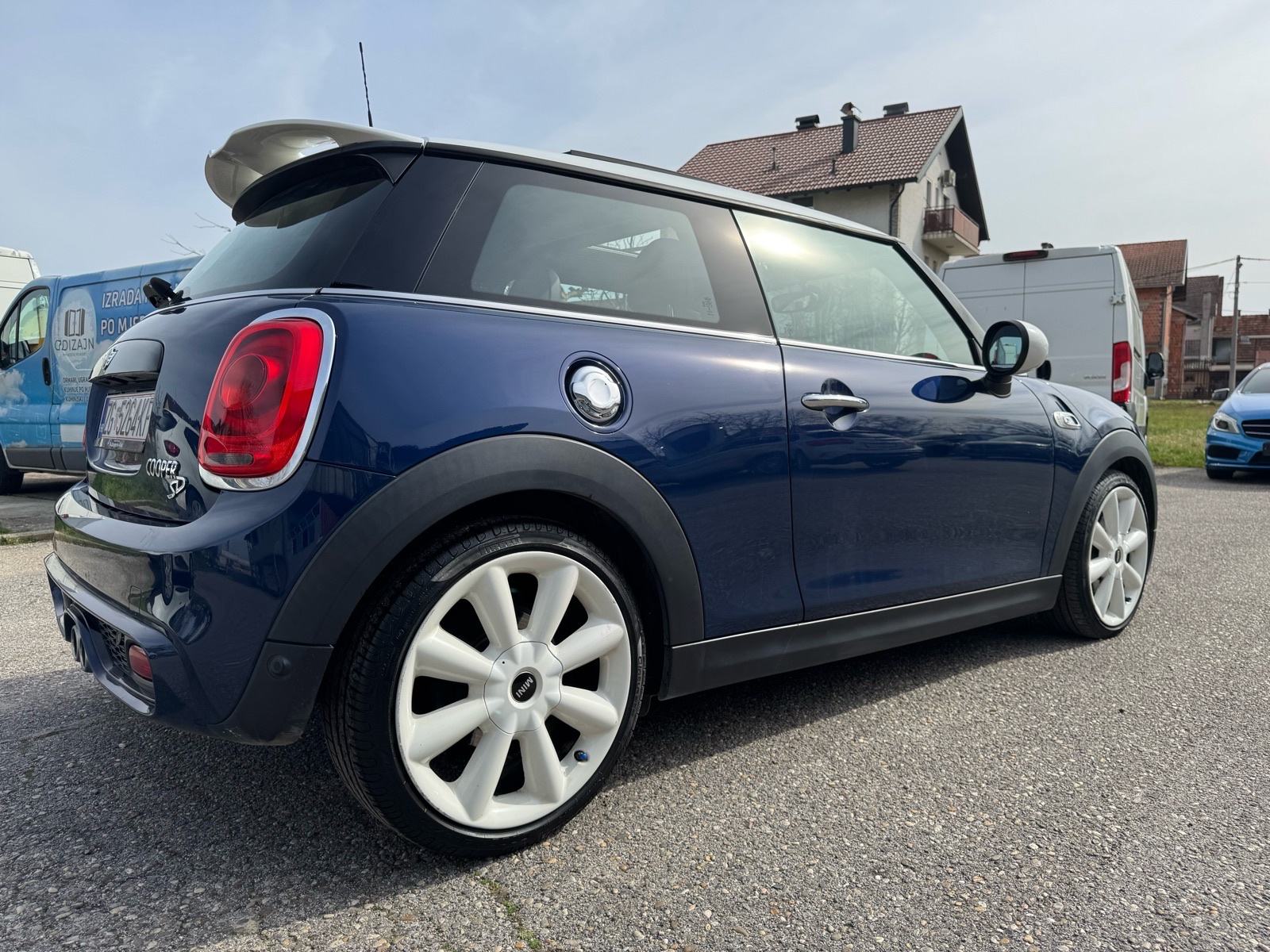 MINI Cooper Cooper SD automatik,panorama,navi,headup, fotografija 4