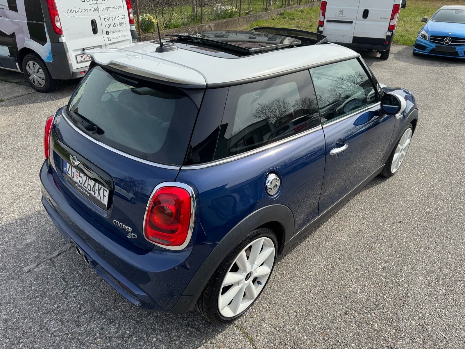 MINI Cooper Cooper SD automatik,panorama,navi,headup, fotografija 5