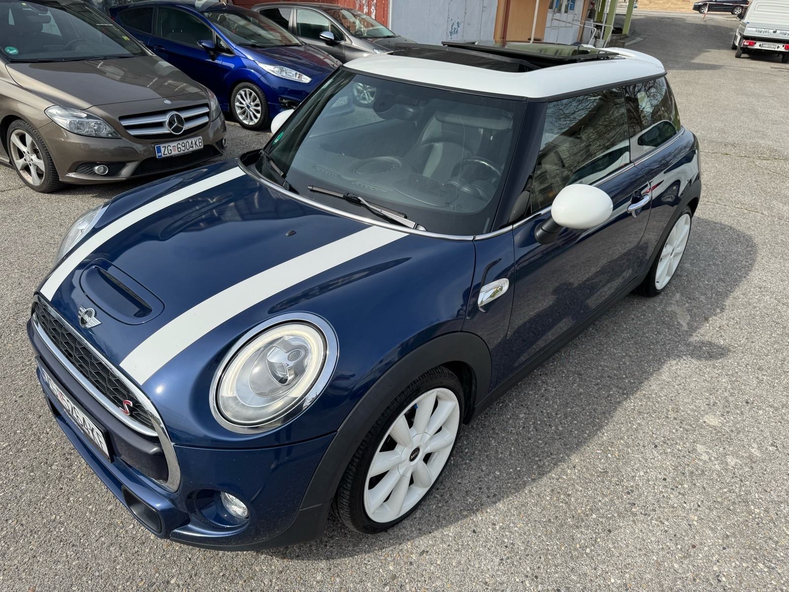 MINI Cooper Cooper SD automatik,panorama,navi,headup, fotografija 9