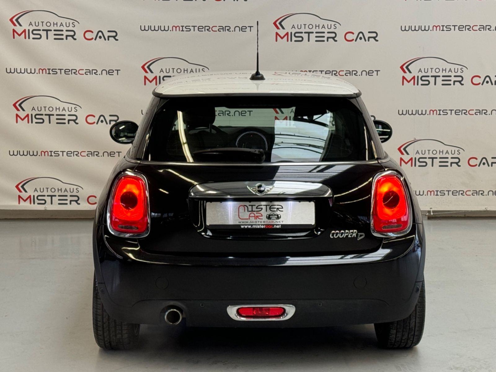 MINI Cooper D CHILI NAVI VISUAL BOOST SPORT SICEVI + GRIJANI PDC 2015, fotografija 19