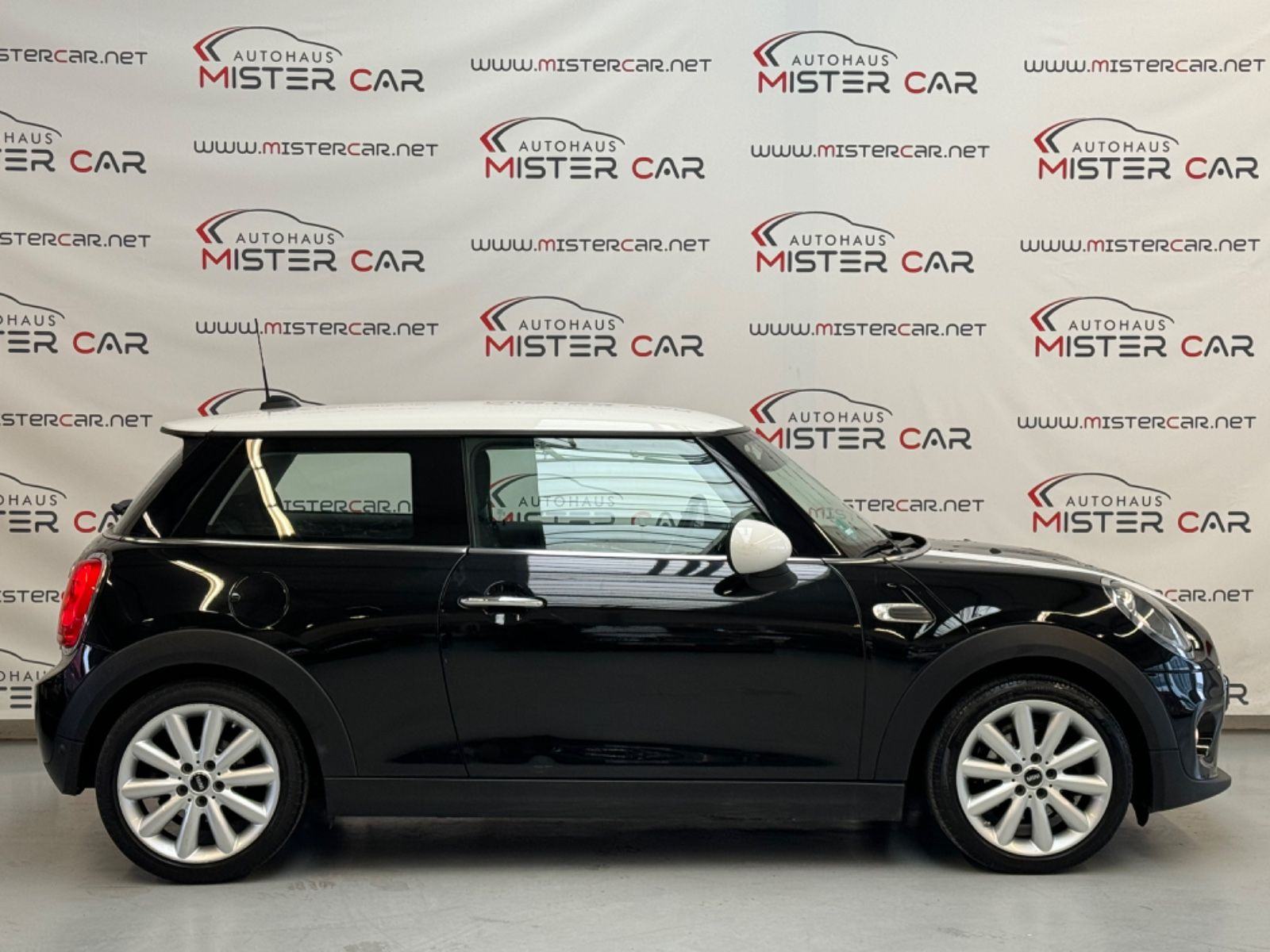 MINI Cooper D CHILI NAVI VISUAL BOOST SPORT SICEVI + GRIJANI PDC 2015, fotografija 4