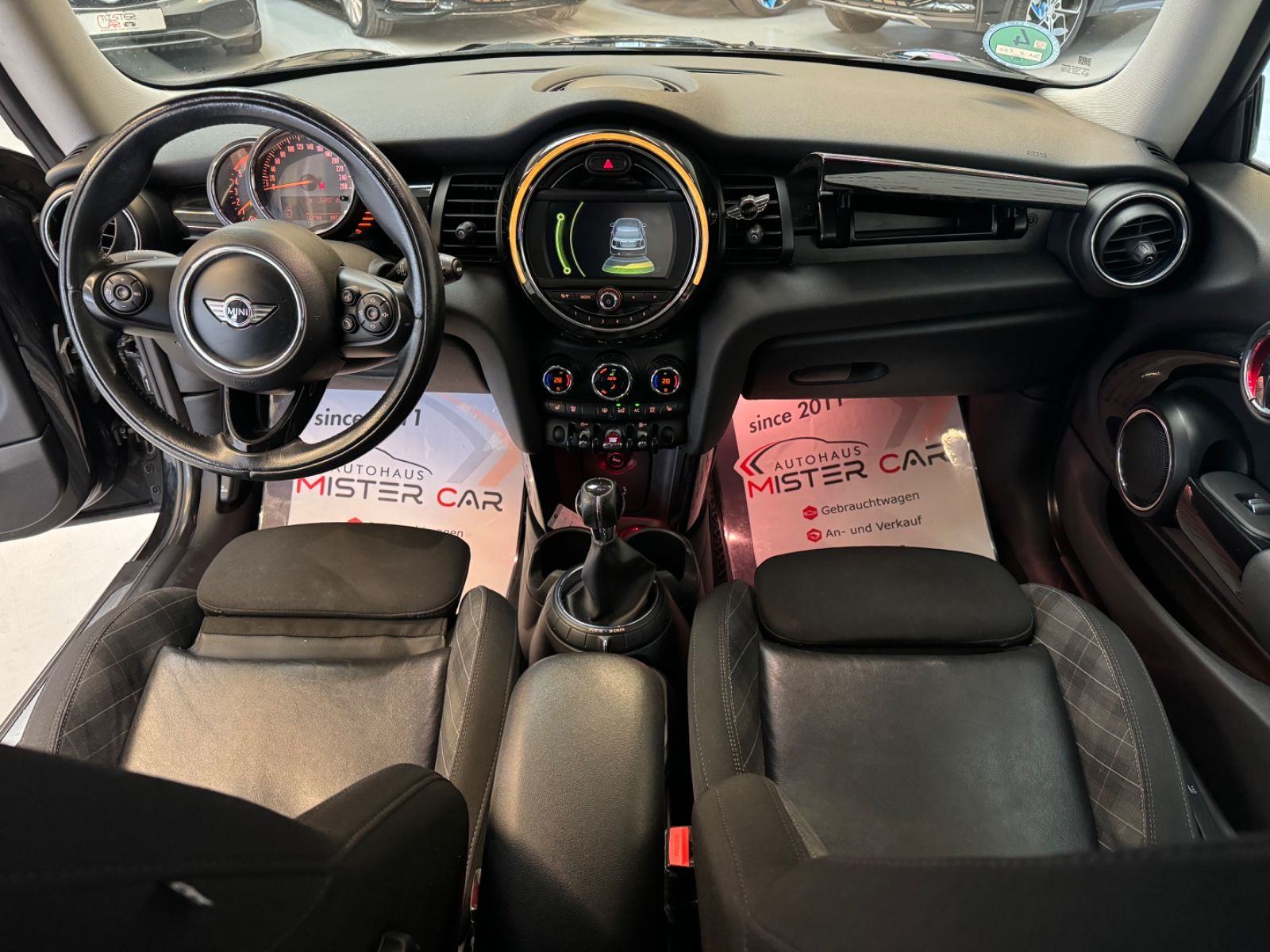 MINI Cooper D CHILI NAVI VISUAL BOOST SPORT SICEVI + GRIJANI PDC 2015, fotografija 11