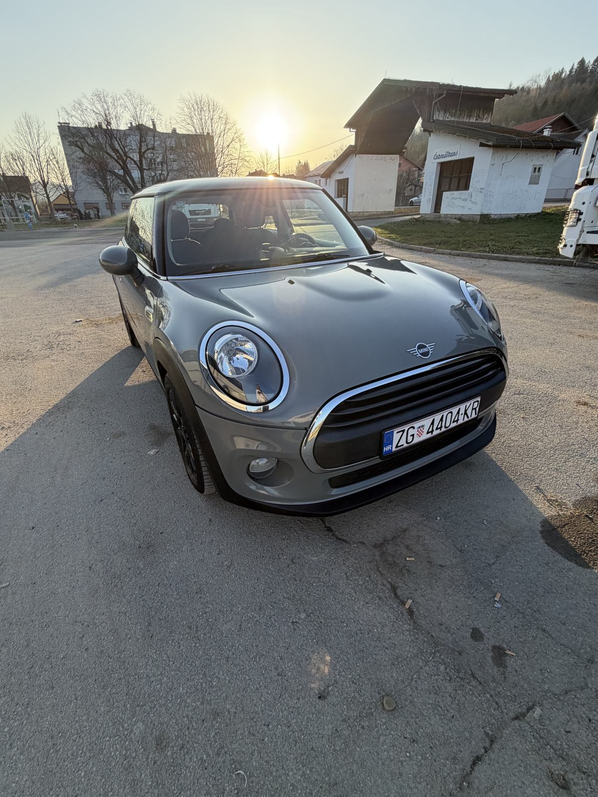 MINI Cooper D, Registriran, 2018 Godina,KAO NOVI 10.000 €, fotografija 5