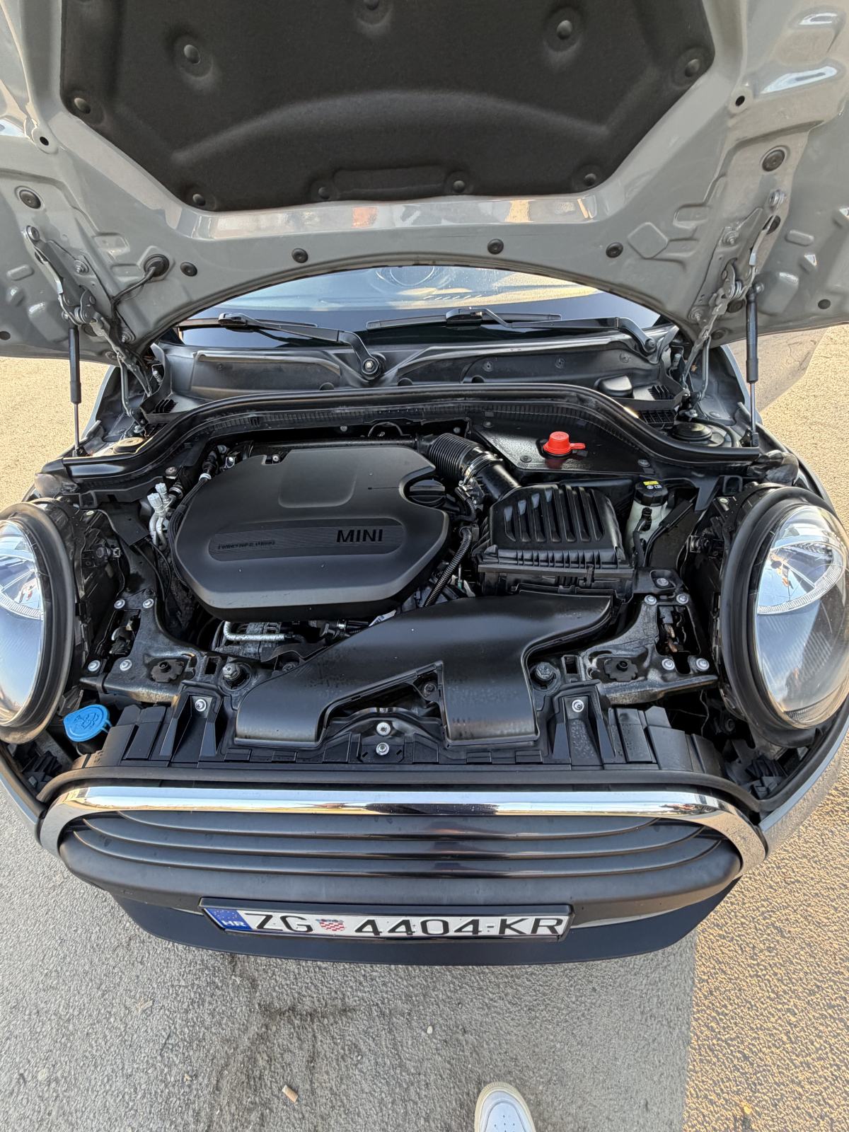 MINI Cooper D, Registriran, 2018 Godina,KAO NOVI 10.000 €, fotografija 15