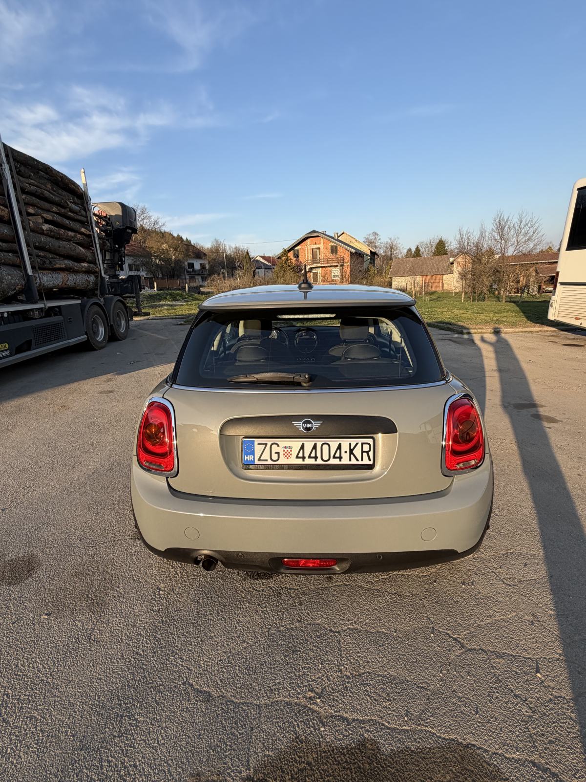MINI Cooper D, Registriran, 2018 Godina,KAO NOVI 10.000 €, fotografija 10