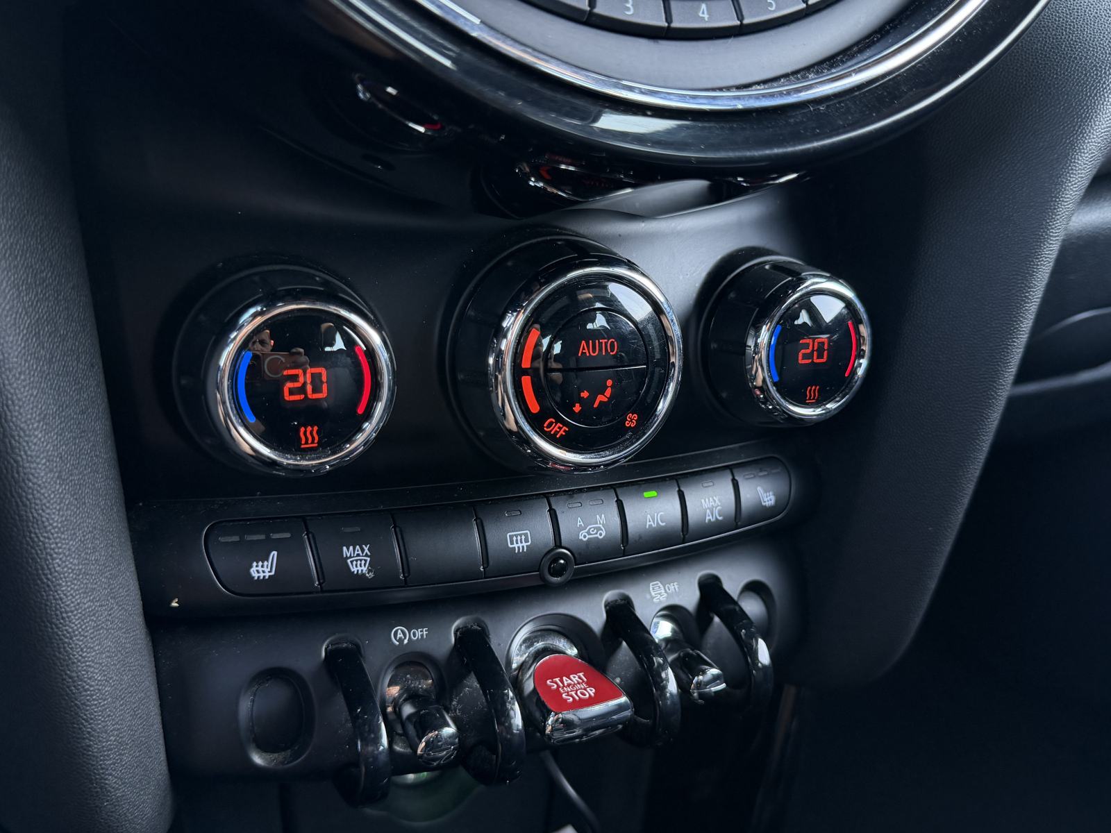 MINI Cooper F55 CHILLI CARPLAY PROF. NAVI AMBIENT LIGHT, fotografija 15