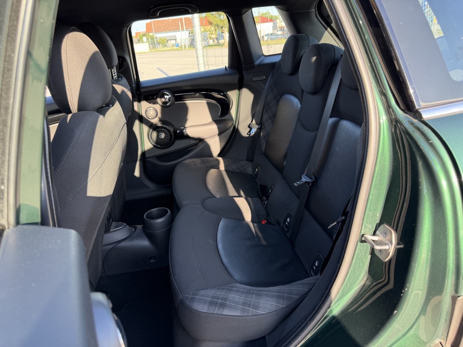 MINI Cooper F55 CHILLI CARPLAY PROF. NAVI AMBIENT LIGHT, fotografija 16