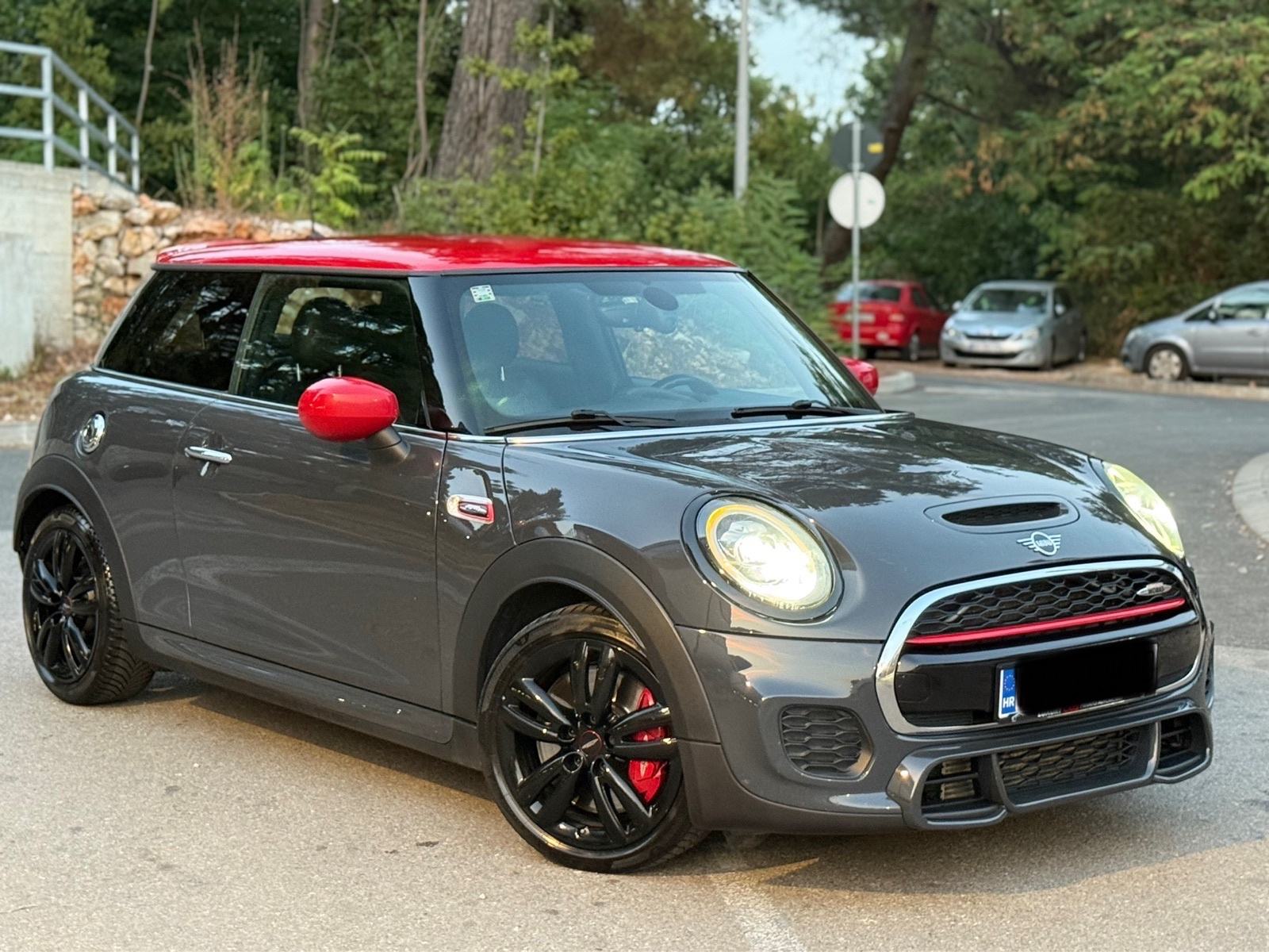 MINI Cooper JCW 230ks F1 Bixenon,Led Amb.,Koža,Zamjena!!, fotografija 2