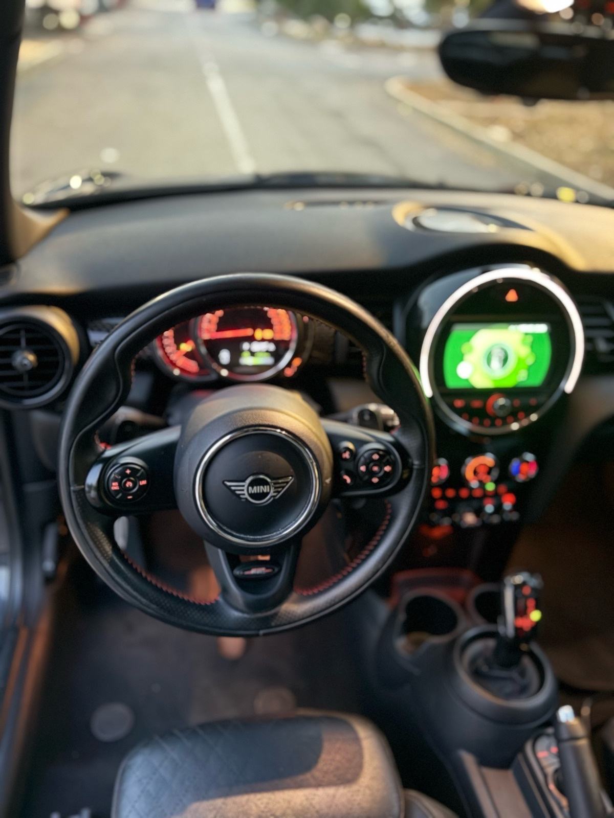 MINI Cooper JCW 230ks F1 Bixenon,Led Amb.,Koža,Zamjena!!, fotografija 8