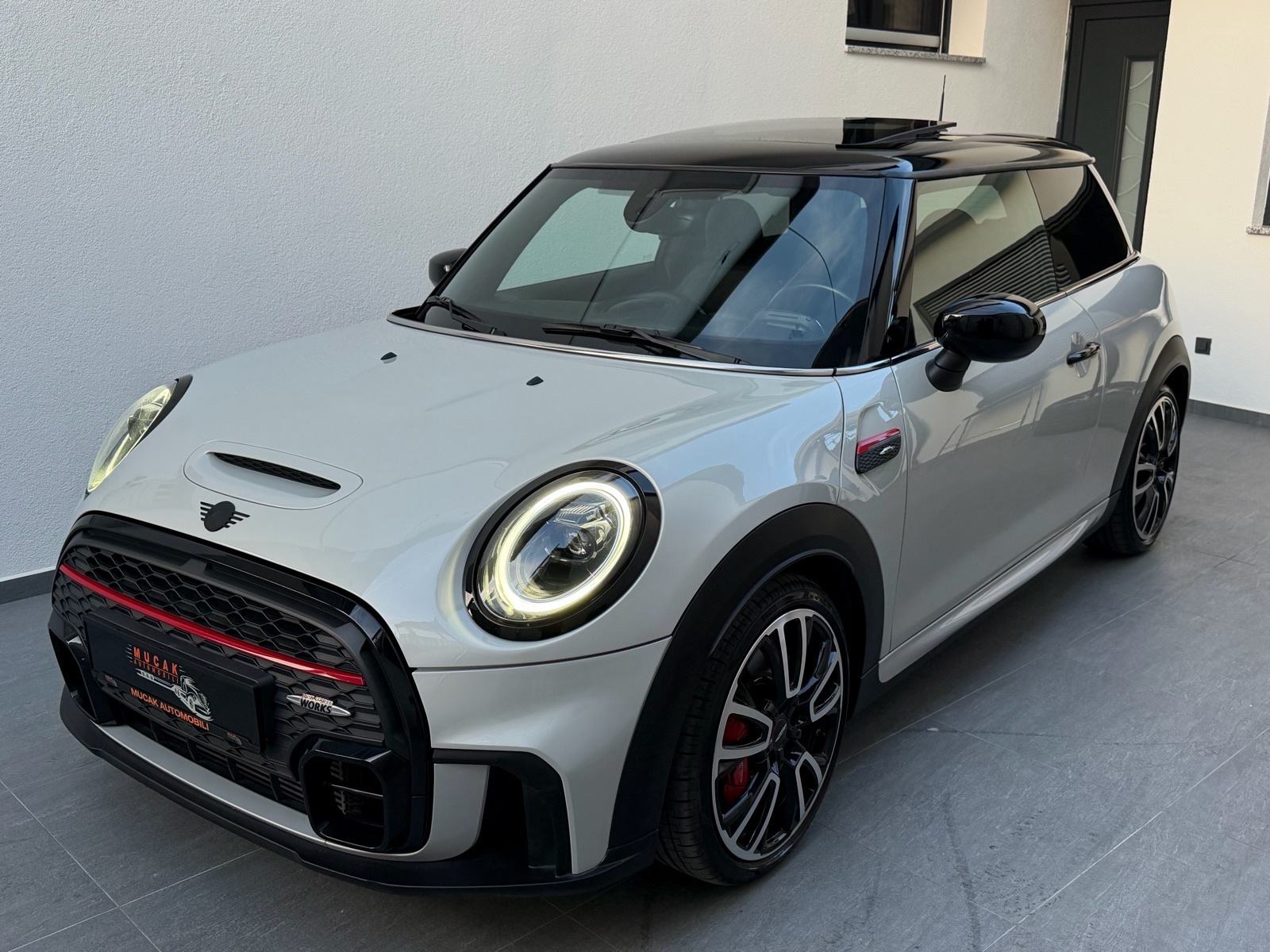 MINI Cooper Lci JCW 231ks automatik-1. Vlasnik-Jamstvo-Leasing, fotografija 2