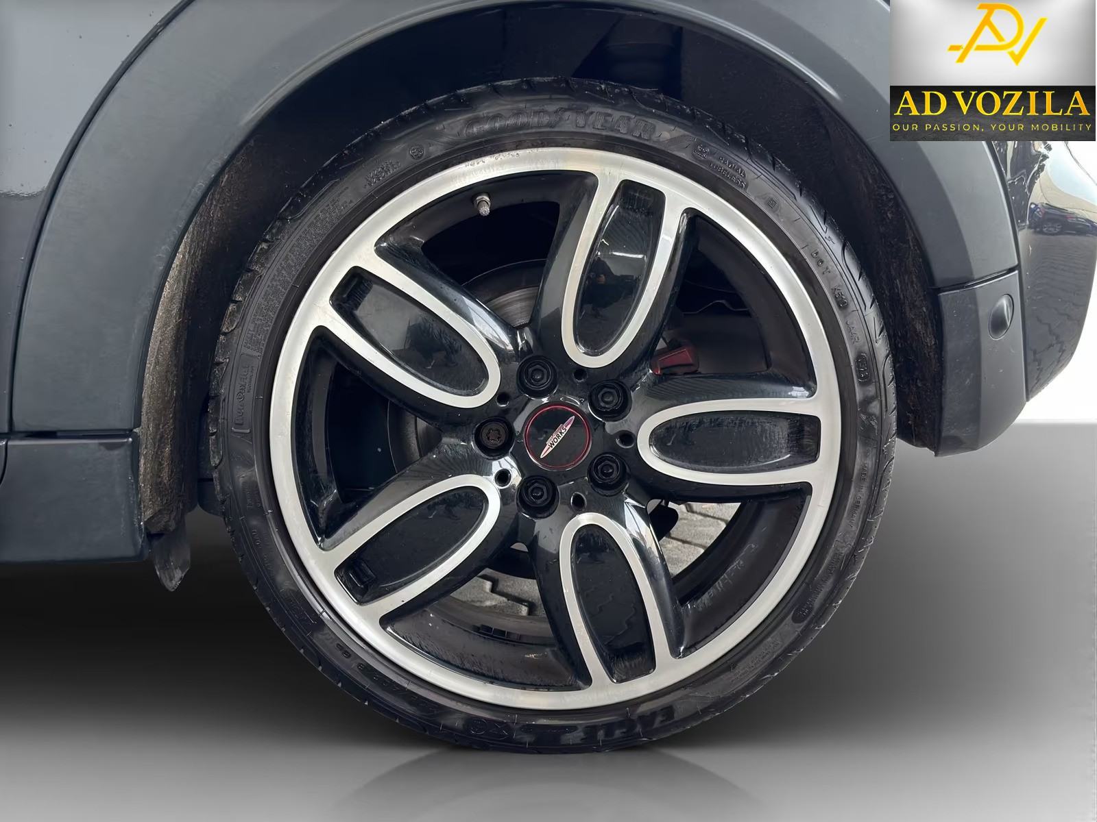 MINI Cooper John Cooper Works /Alcantara sjed./LED/Kamera/ €24.490, fotografija 6