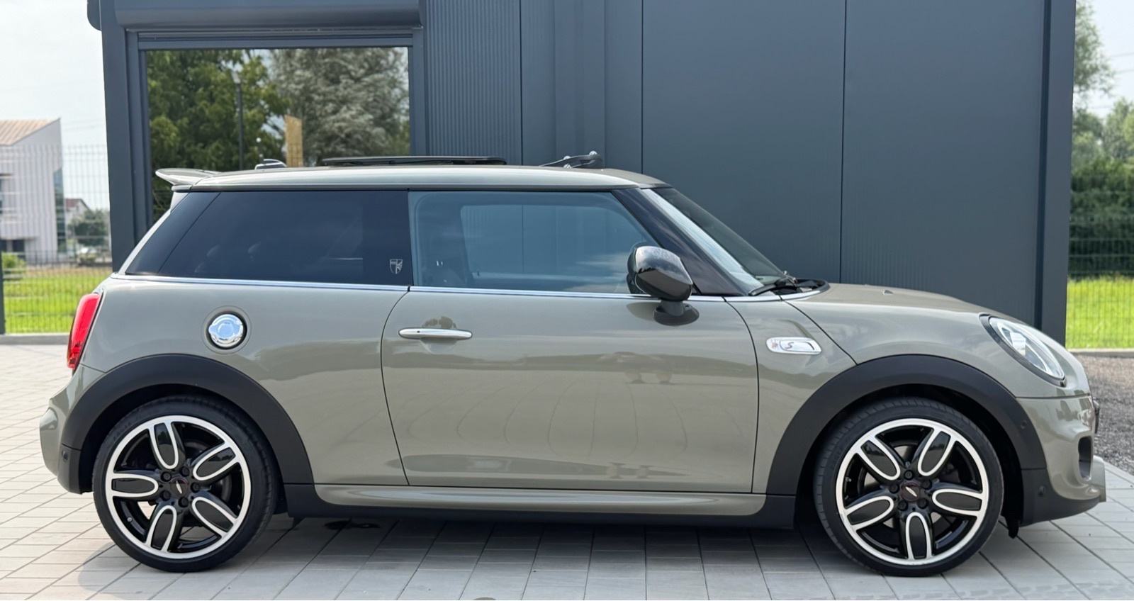 MINI Cooper S John Cooper Works 2.0*HARMAN*PANORAMA*LED*KEYLESS*, fotografija 4