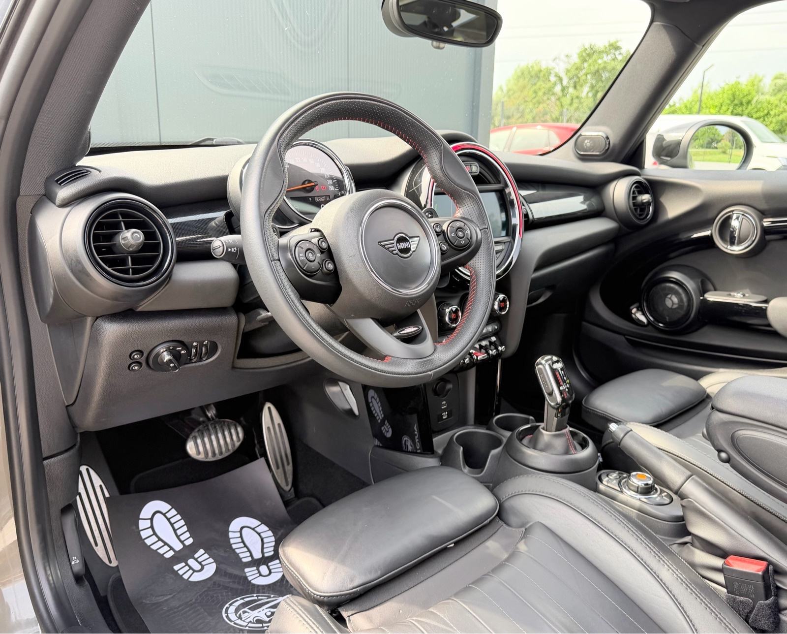 MINI Cooper S John Cooper Works 2.0*HARMAN*PANORAMA*LED*KEYLESS*, fotografija 13