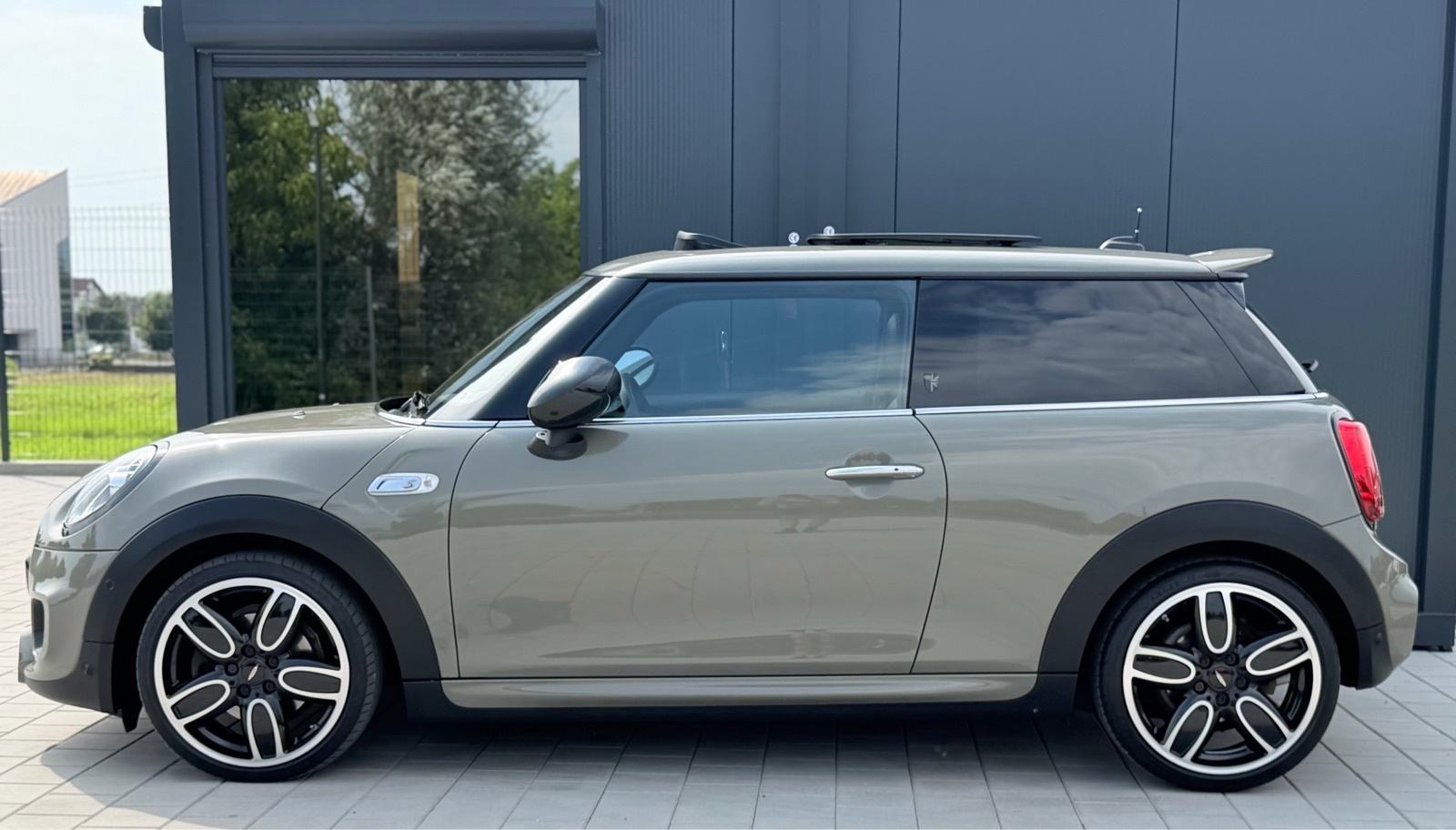 MINI Cooper S John Cooper Works 2.0*HARMAN*PANORAMA*LED*KEYLESS*, fotografija 5
