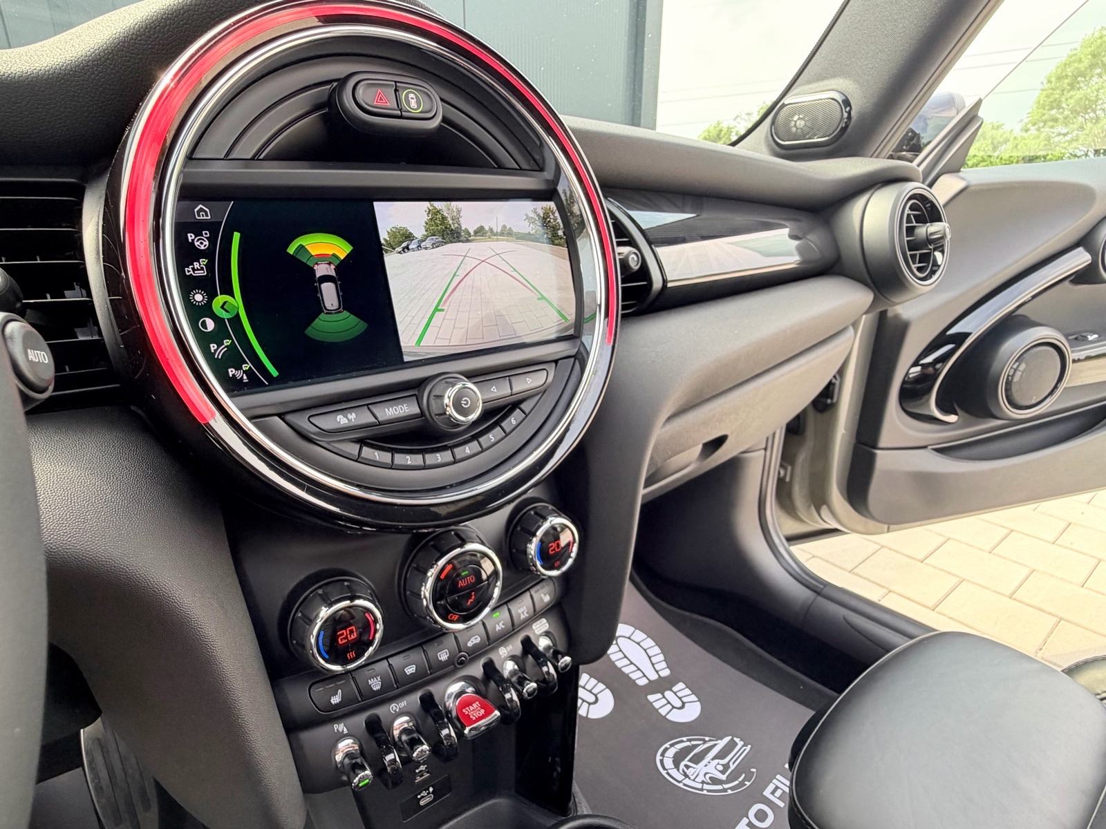 MINI Cooper S John Cooper Works 2.0*HARMAN*PANORAMA*LED*KEYLESS*, fotografija 16