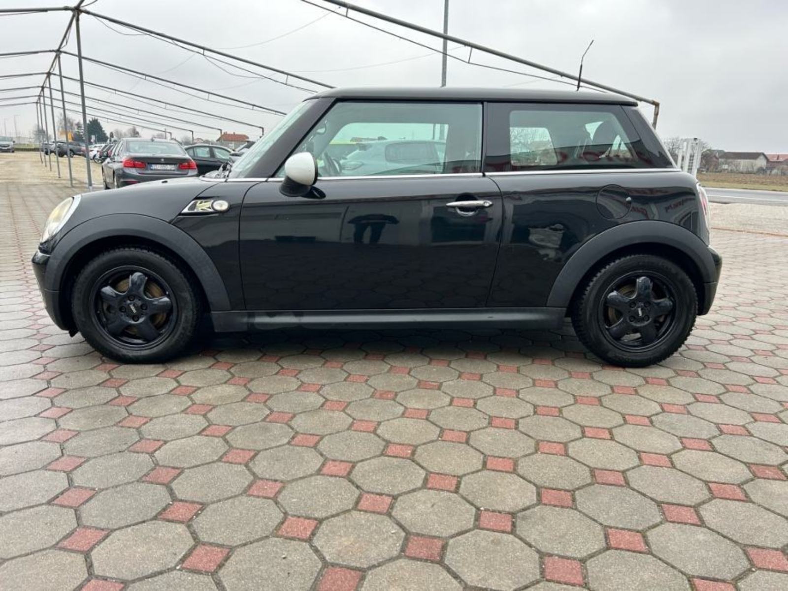 MINI Cooper One 1,4 benzin 2010.,KLIMA, SERVIS, ALU, 153 000 km, fotografija 4