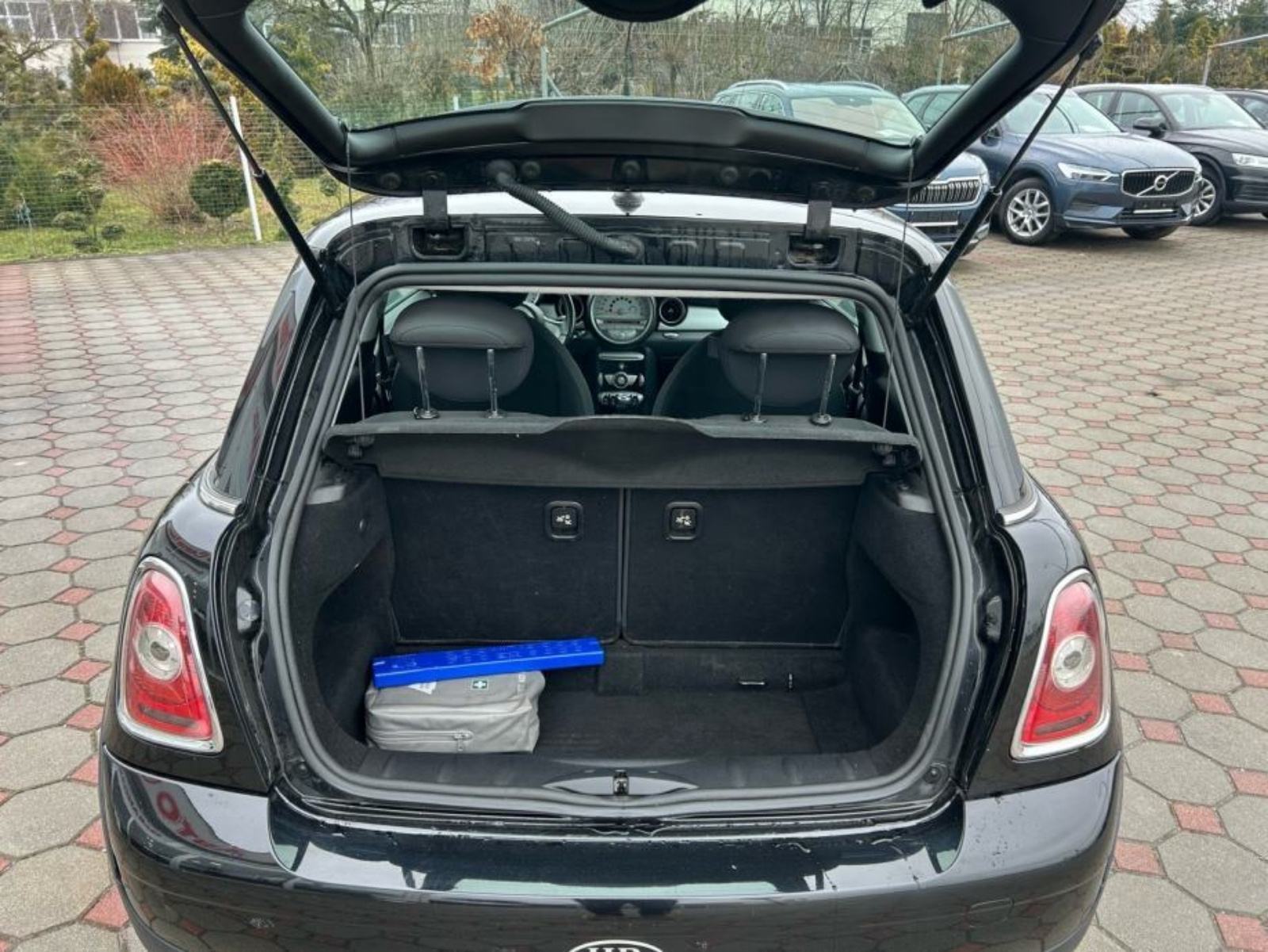 MINI Cooper One 1,4 benzin 2010.,KLIMA, SERVIS, ALU, 153 000 km, fotografija 12